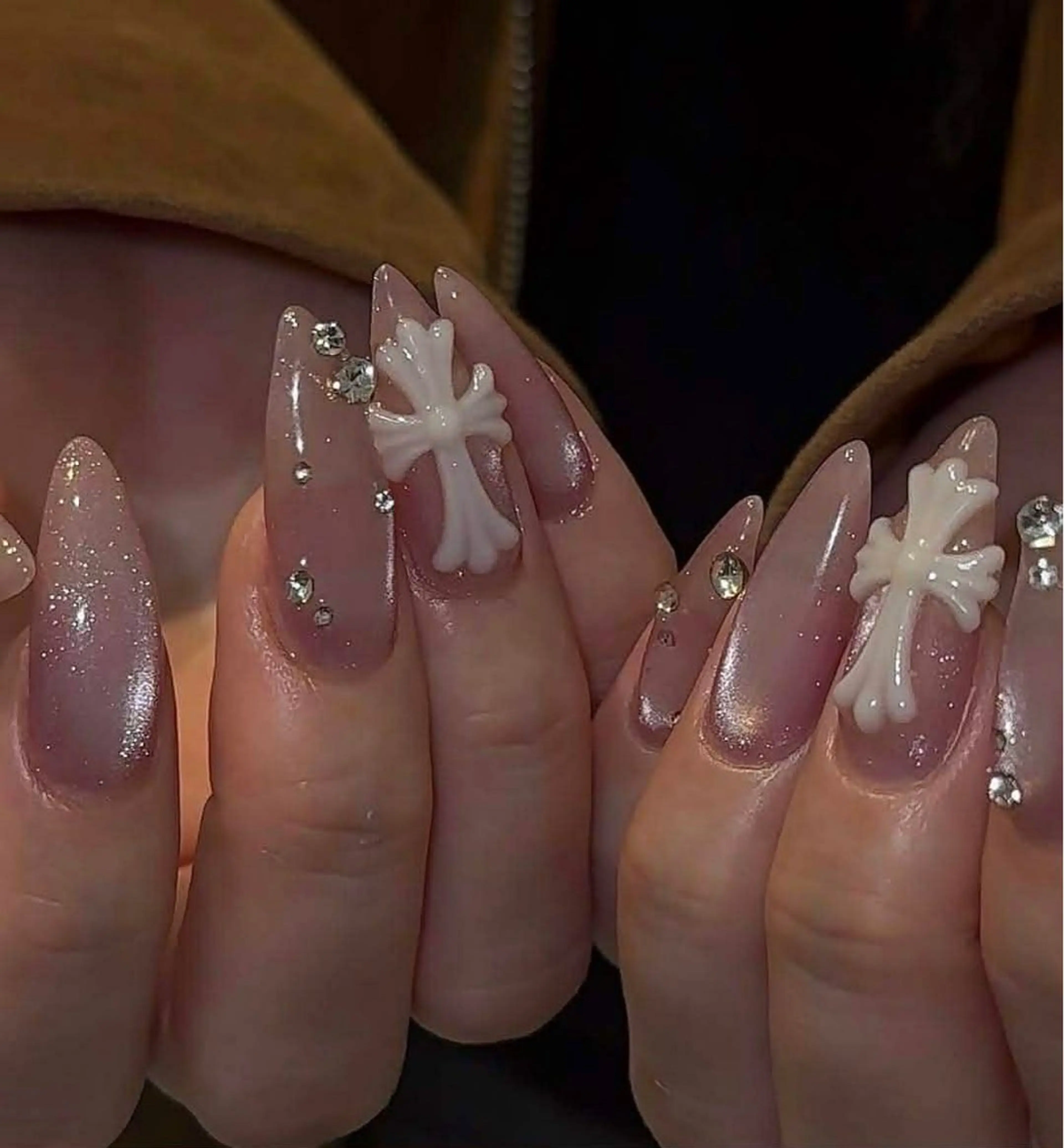 ネイル チークネイル フットネイル フレンチネイル グラデーション 韓国ネイル ハンドネイル harari ri..のネイルデザイン