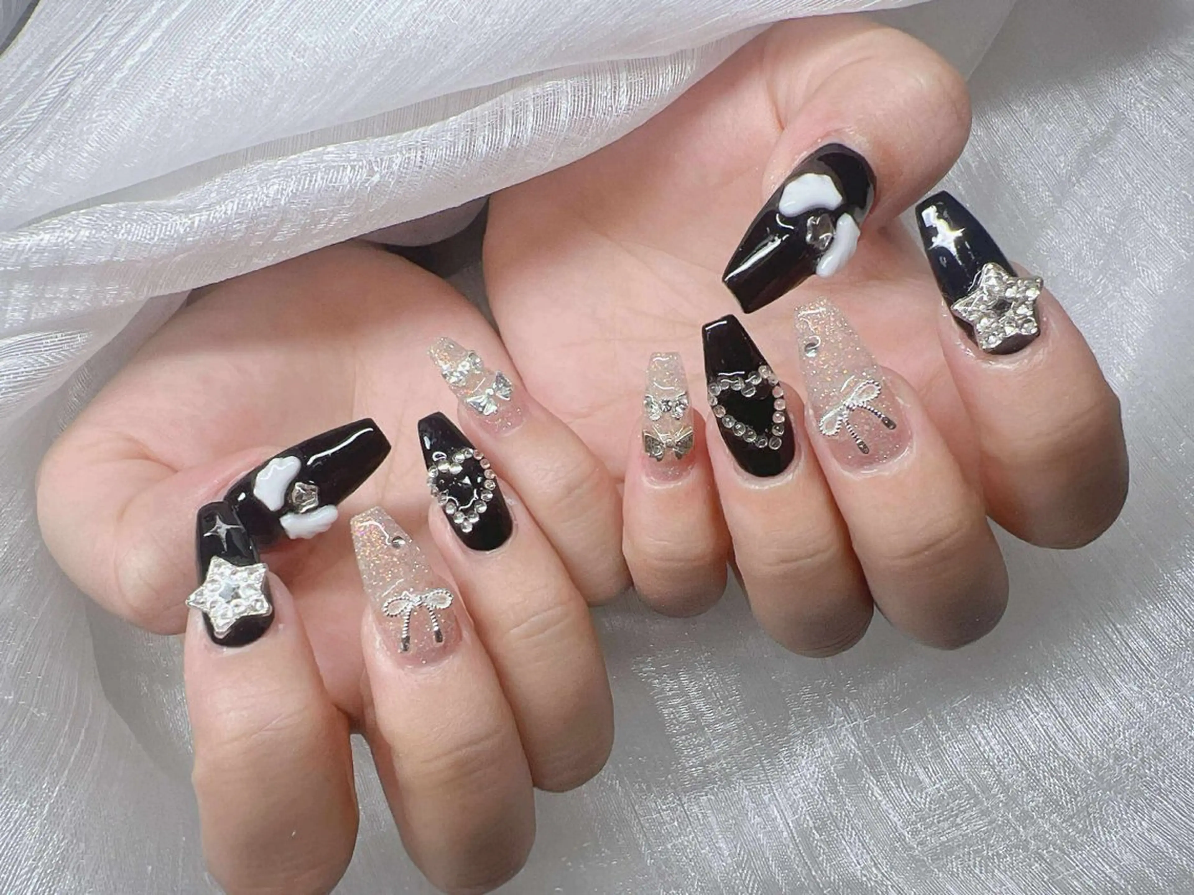 ネイル ハンドネイル Lee Nailsのネイルデザイン