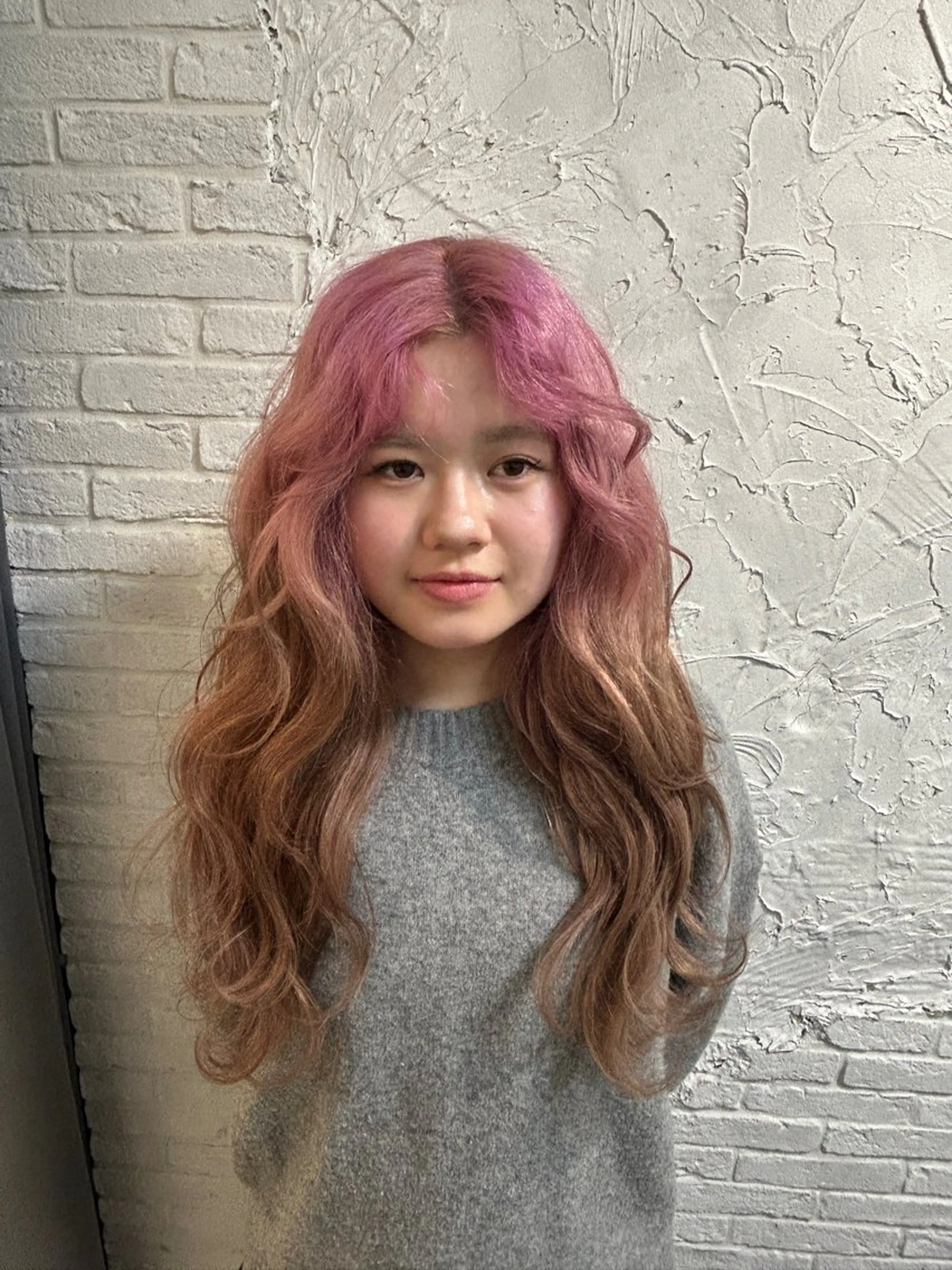 セミロング 縮毛•ハイトーン ・着付け Runaのヘアスタイル