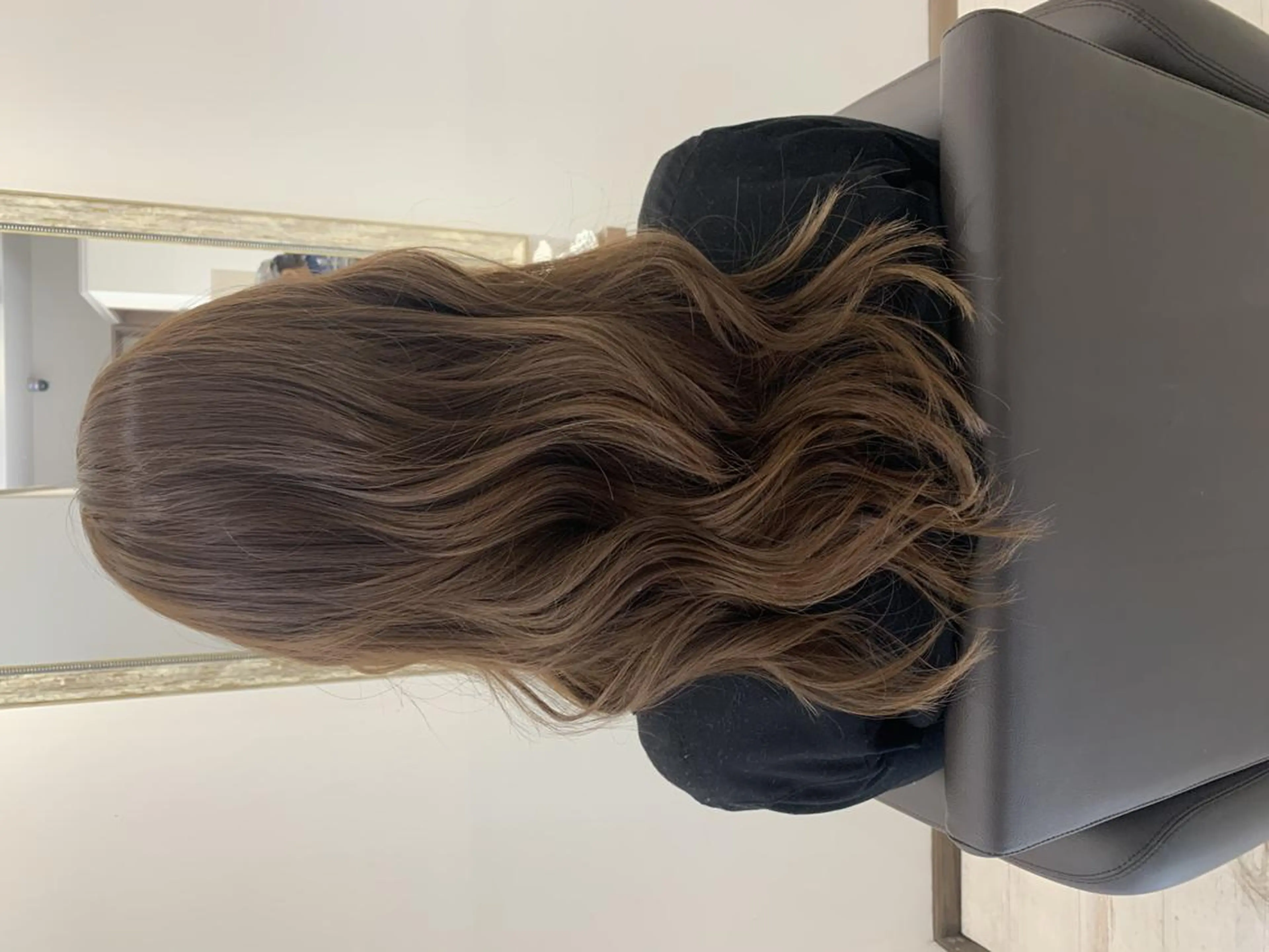 ロング カラー 瀬尾 由希菜のヘアスタイル