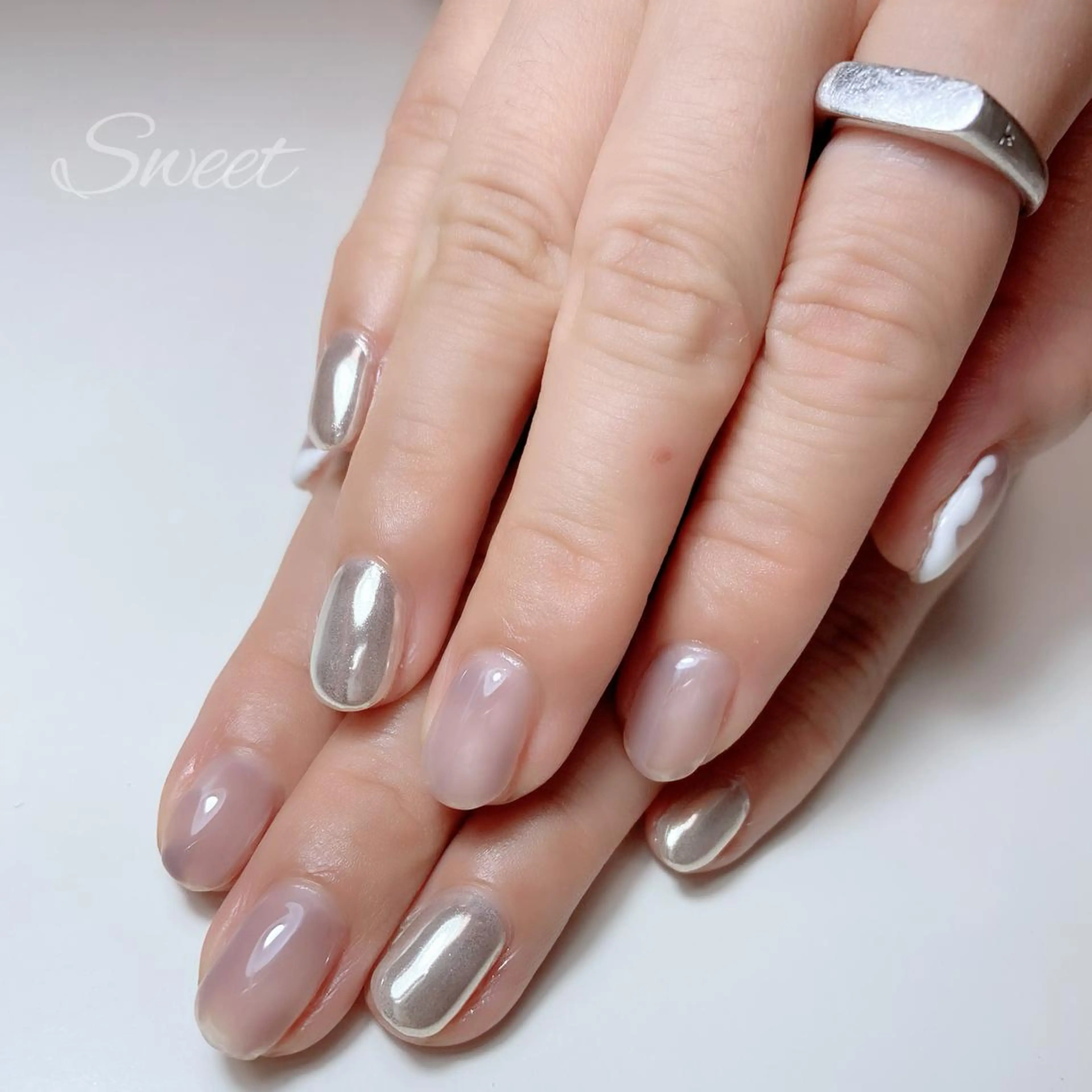 ネイル sweet 仲野陽子のネイルデザイン