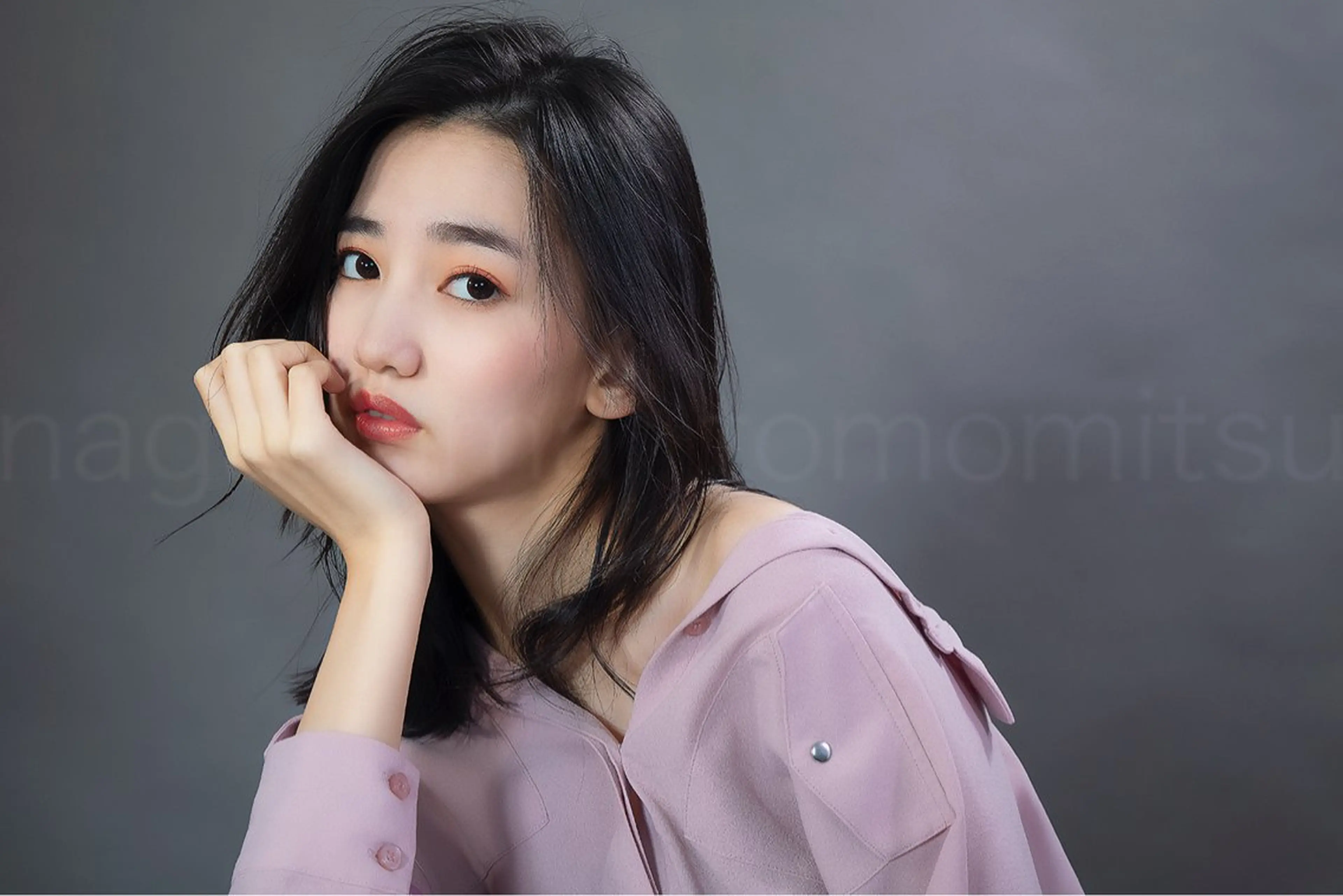 セミロング カラー パーマ レイヤーカット ニコル ヘアメイクのその他イメージ