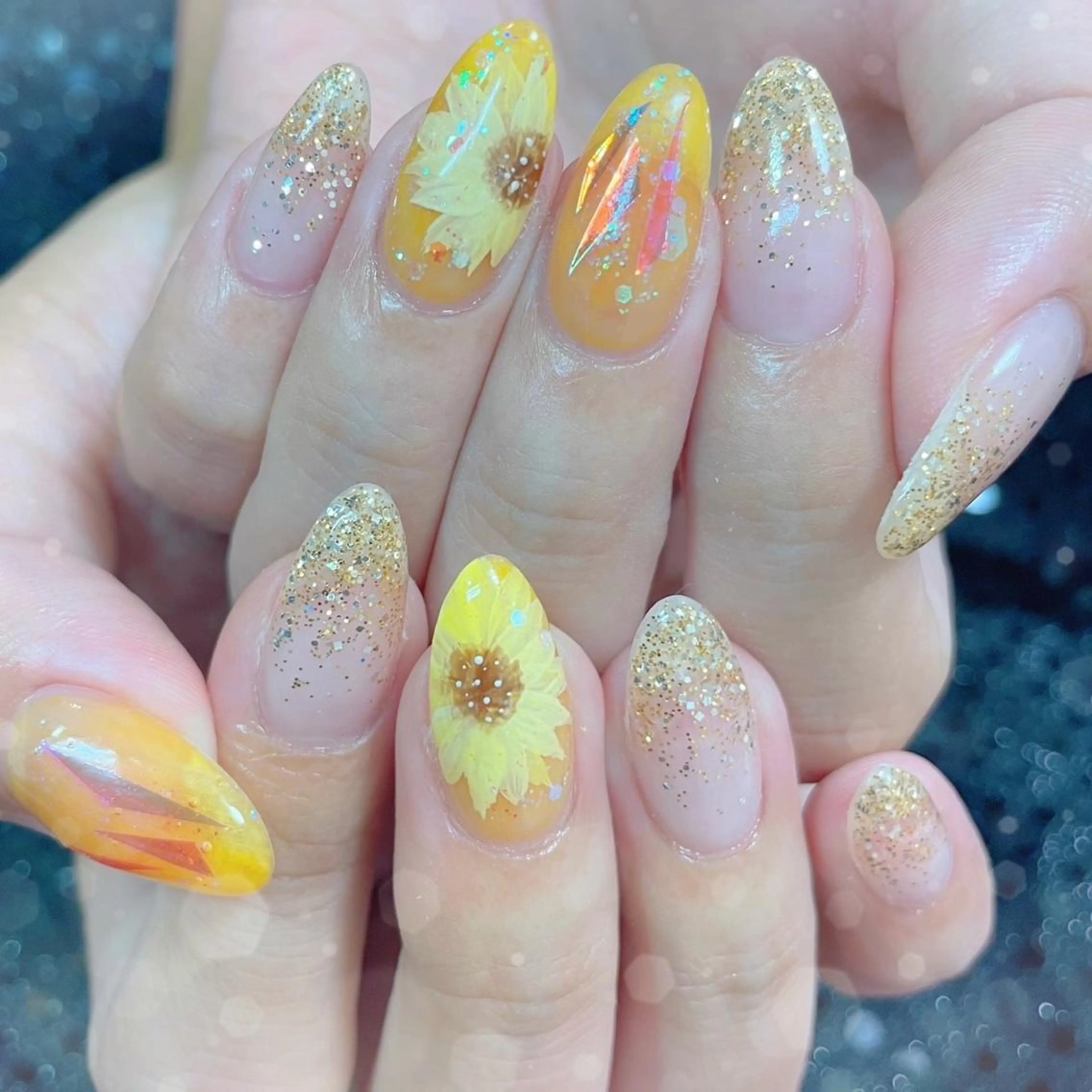 ネイル ハンドネイル ハンドケア MoON...❤︎ MeGuのネイルデザイン