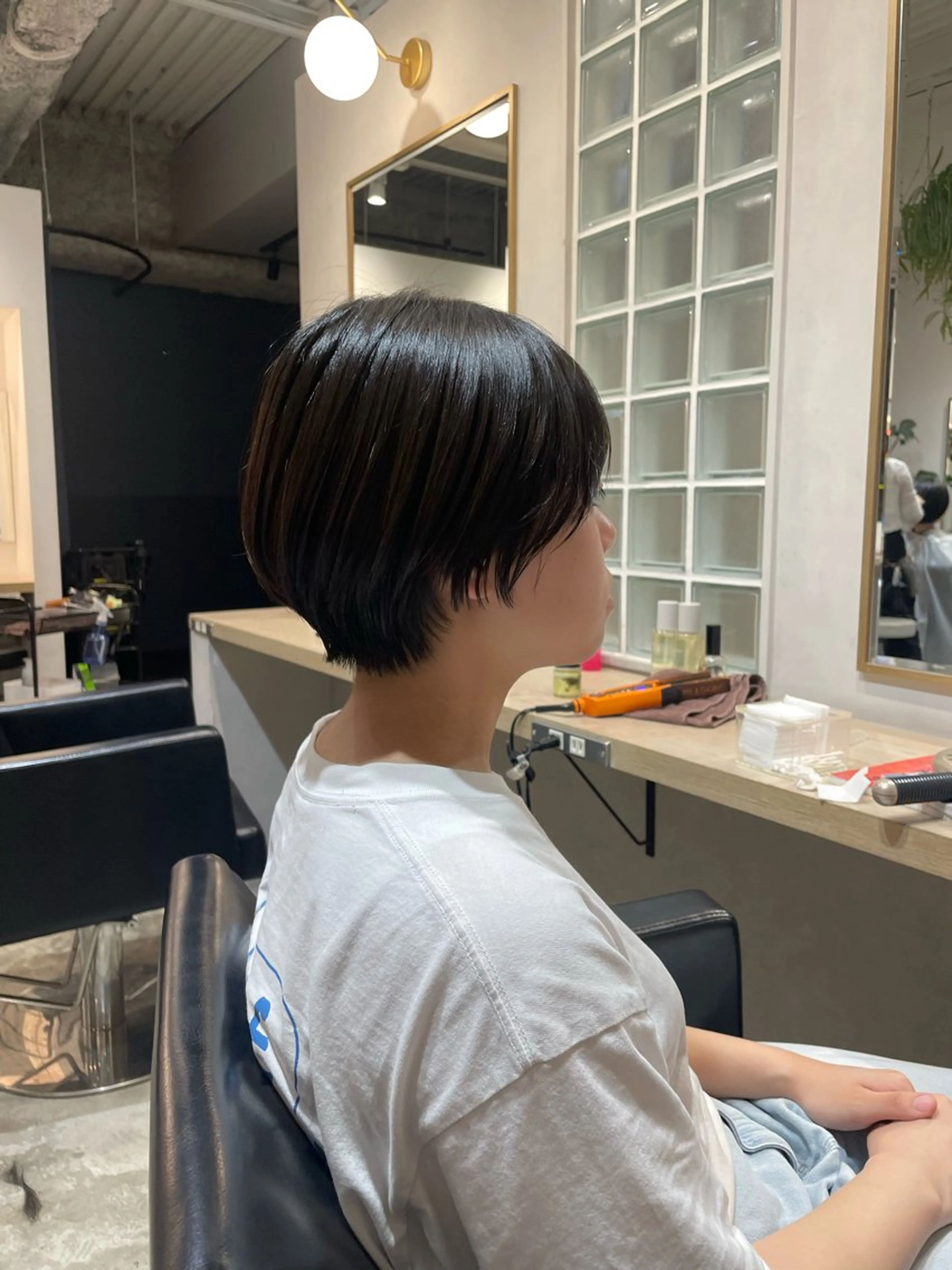 ショート 顔周りカット ショートヘア レイヤー♡ 石川優奈のヘアスタイル