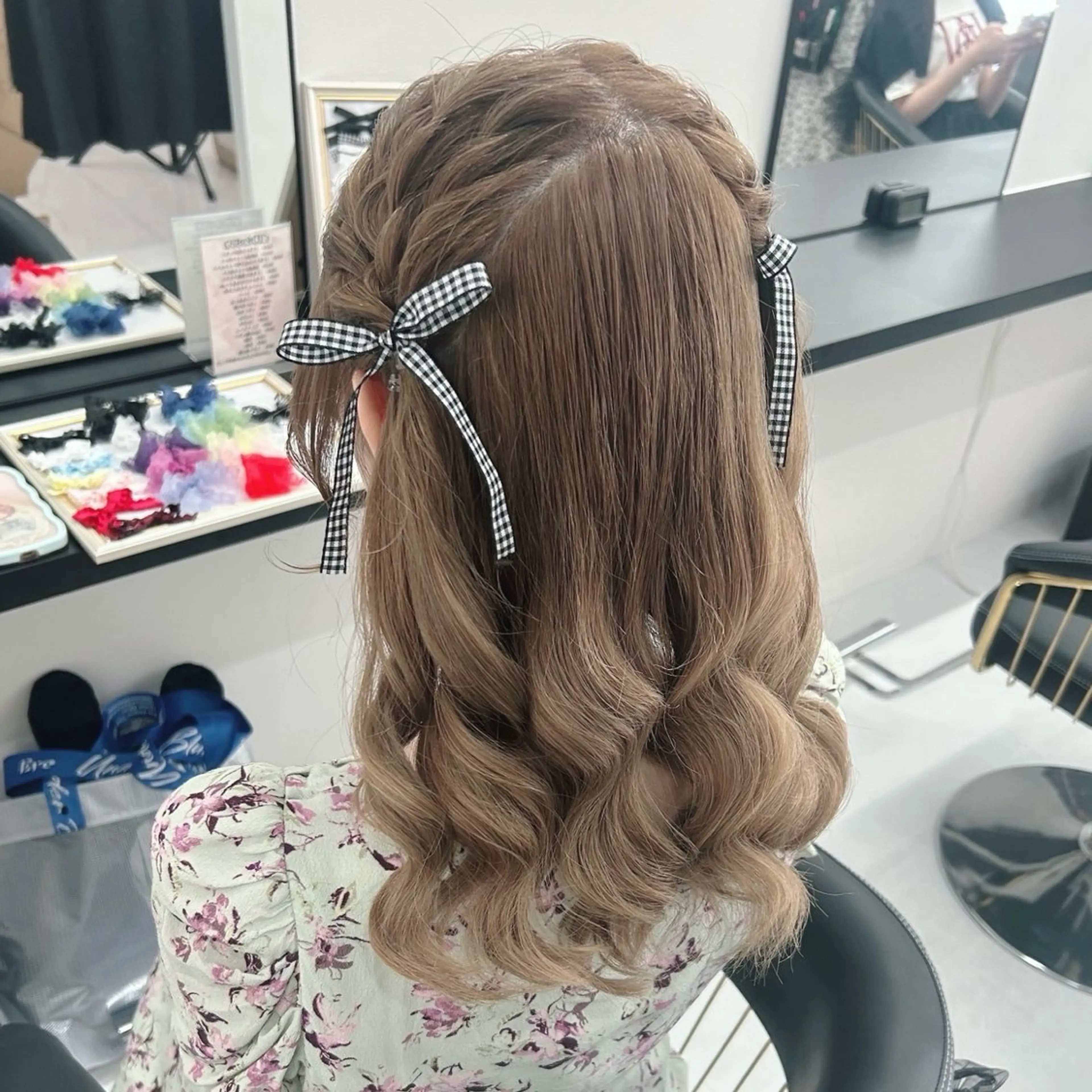 セミロング ヘアアレンジ MILD by17 🤍ゆめか🤍のヘアスタイル