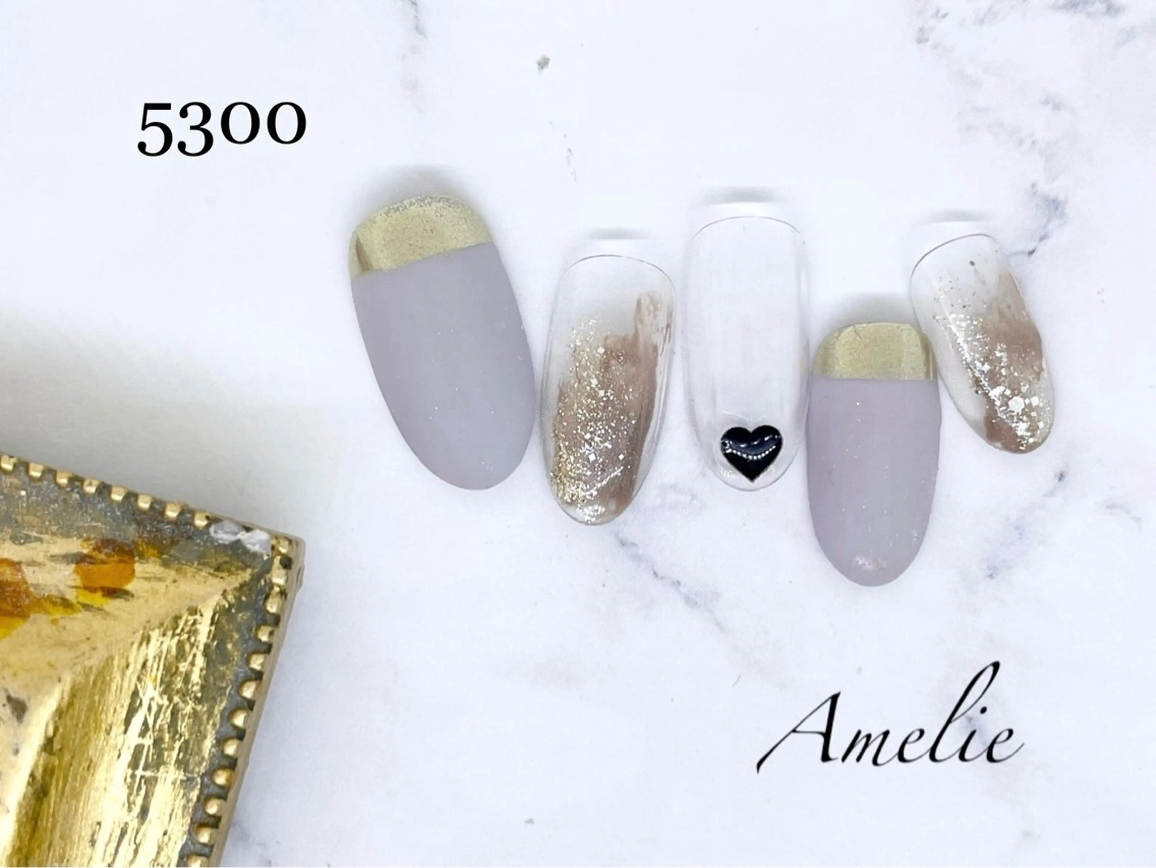 ネイル 浅野 綾のネイルデザイン