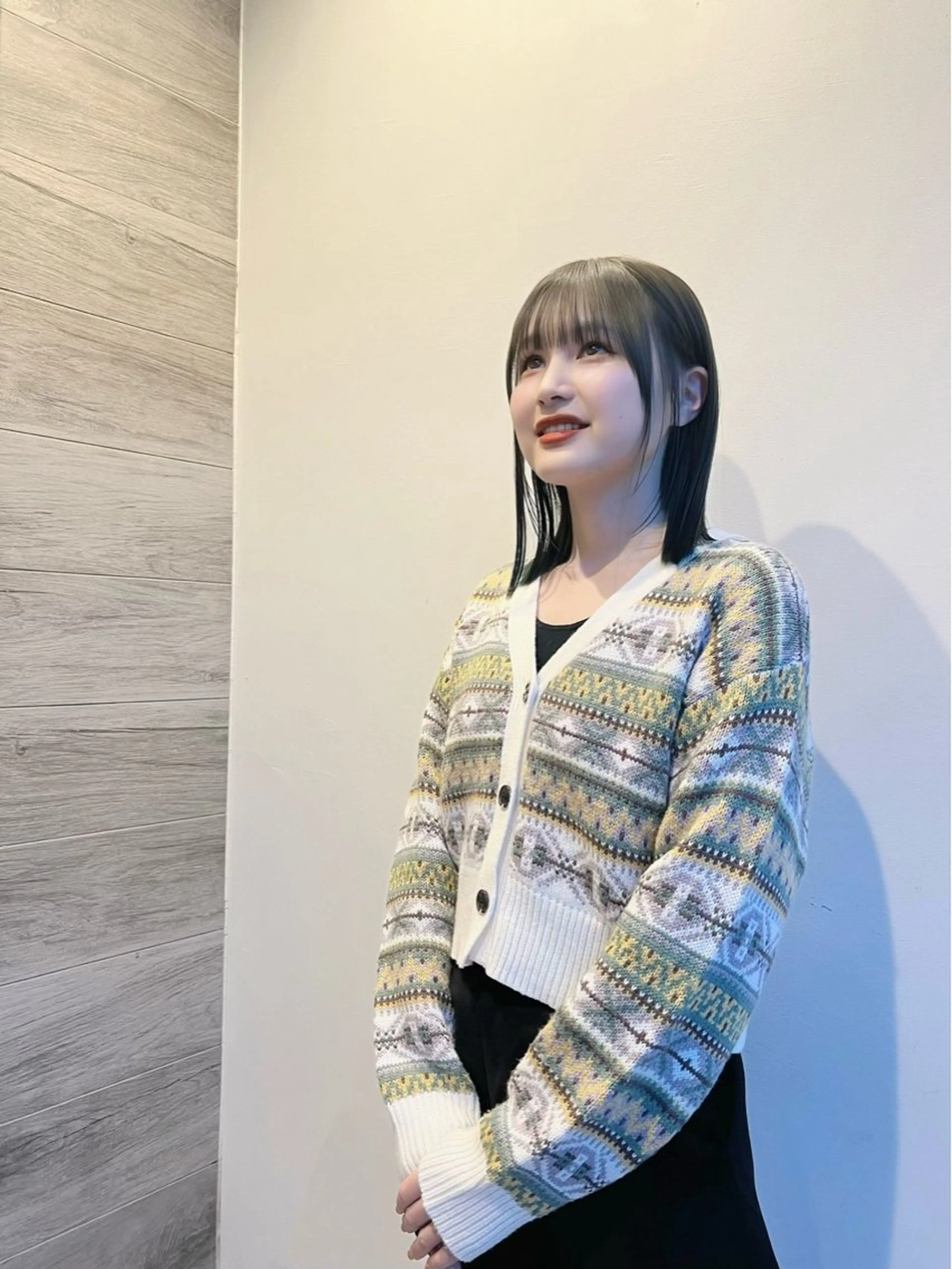 ミディアム カラー 小顔ショート🌿 Say.石川葵のヘアスタイル