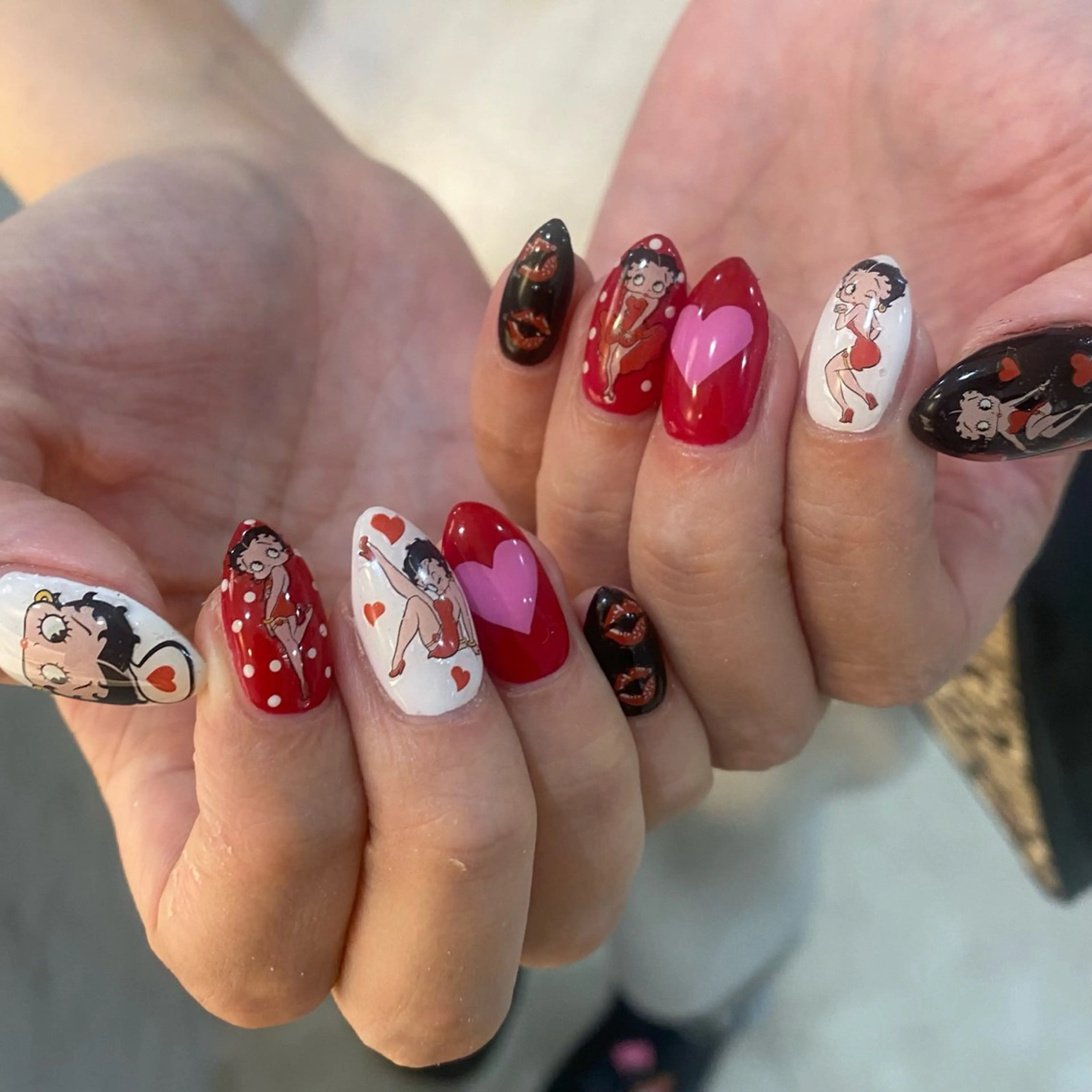 ネイル nano/きもかわ nail🐬🫧のネイルデザイン