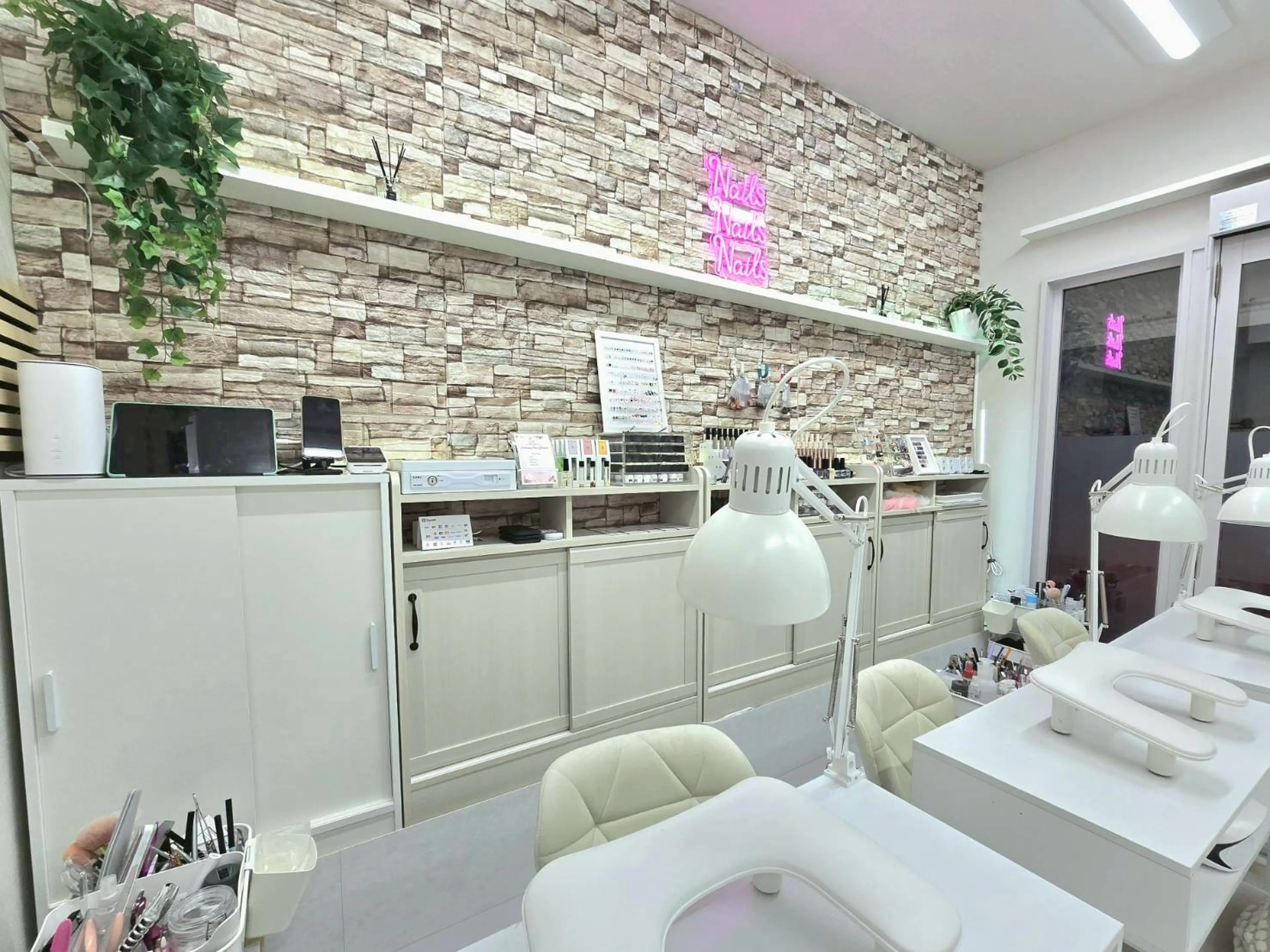 MIHANAネイルサロン西川口の内観・外観2