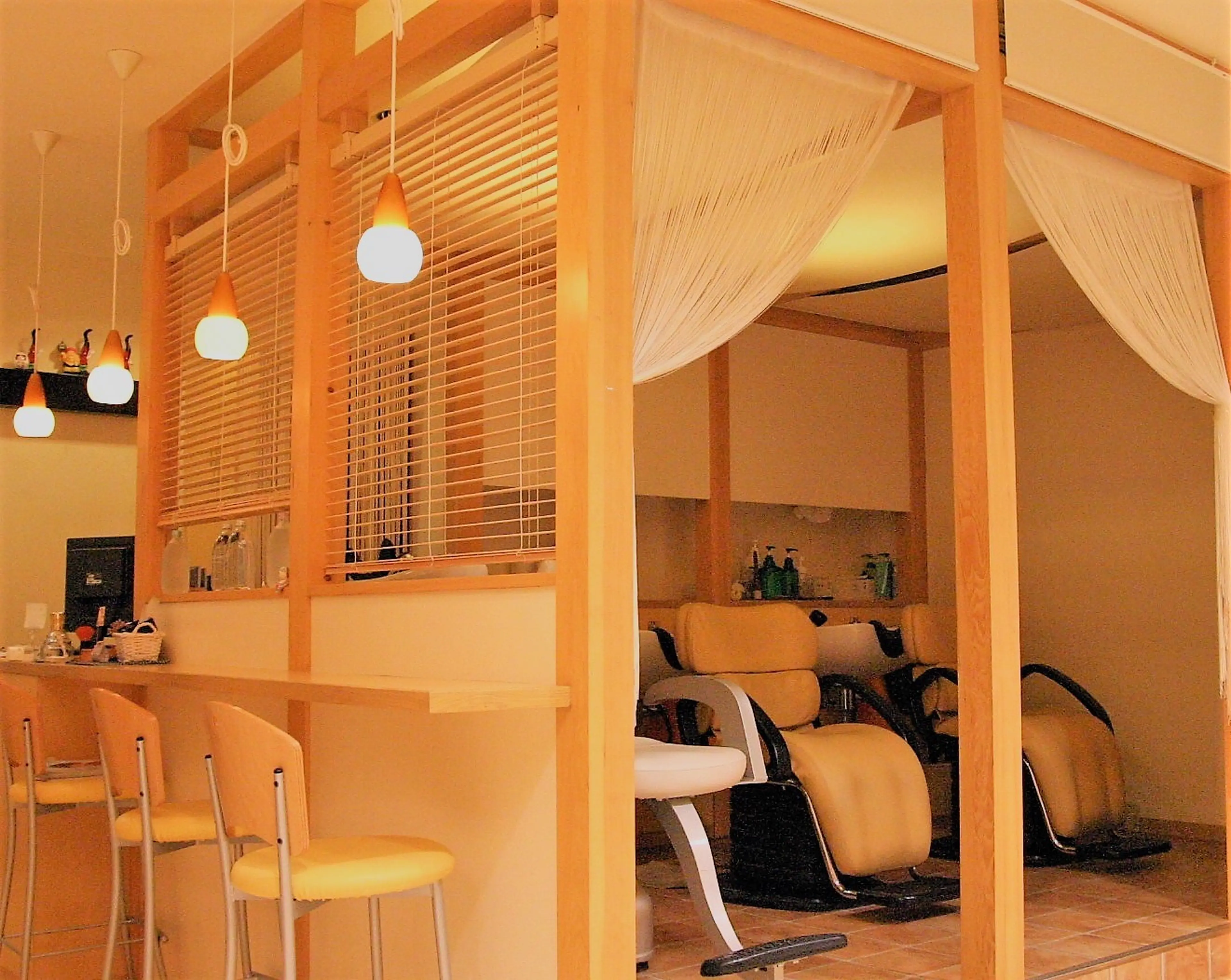 ヘアーレヴィジョンの内観・外観3