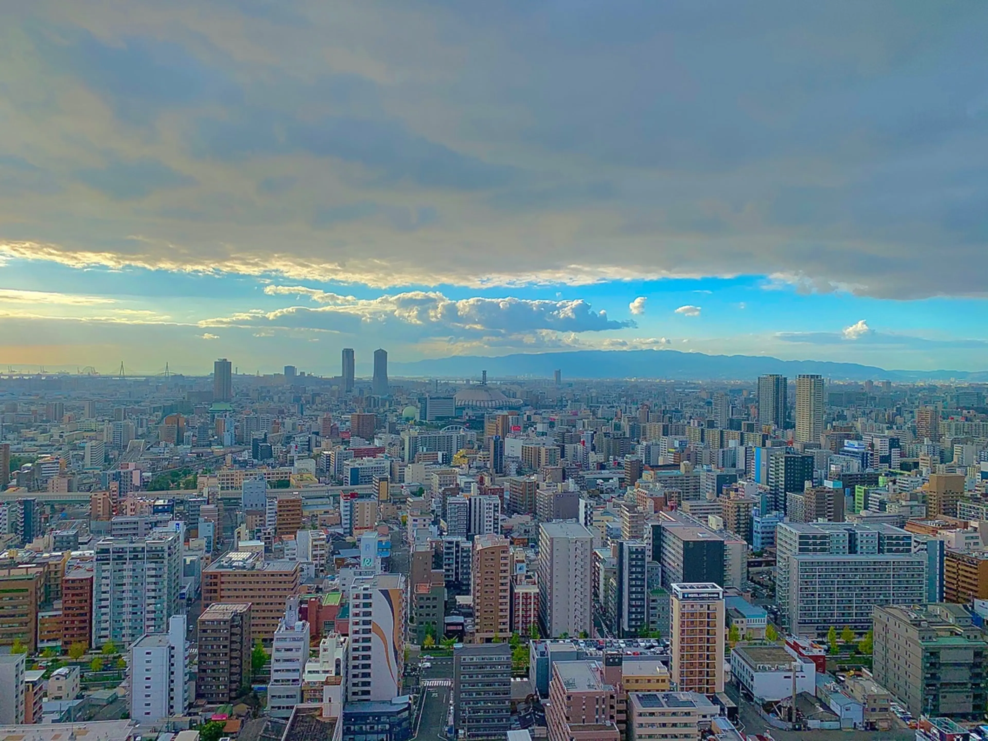 M'sアイブロウの内観・外観3