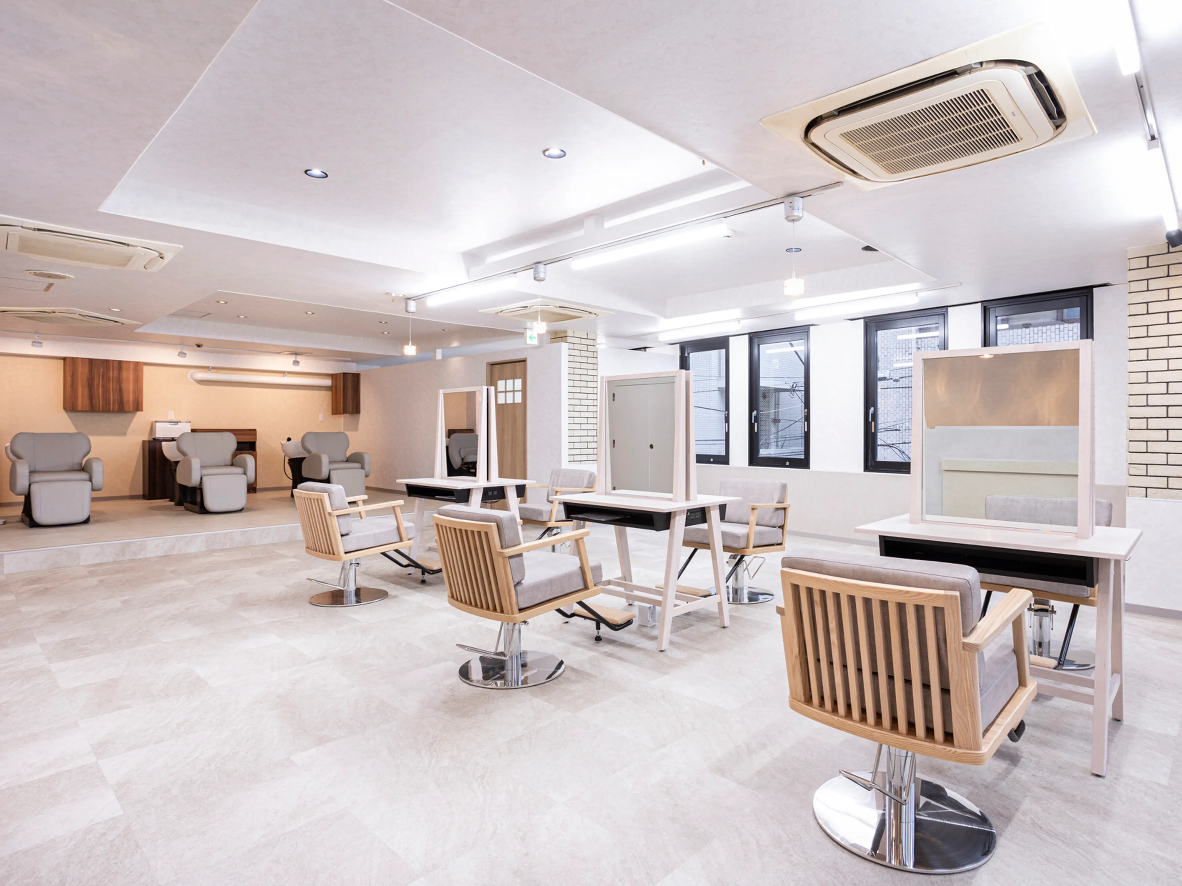 kupuaの内観・外観1