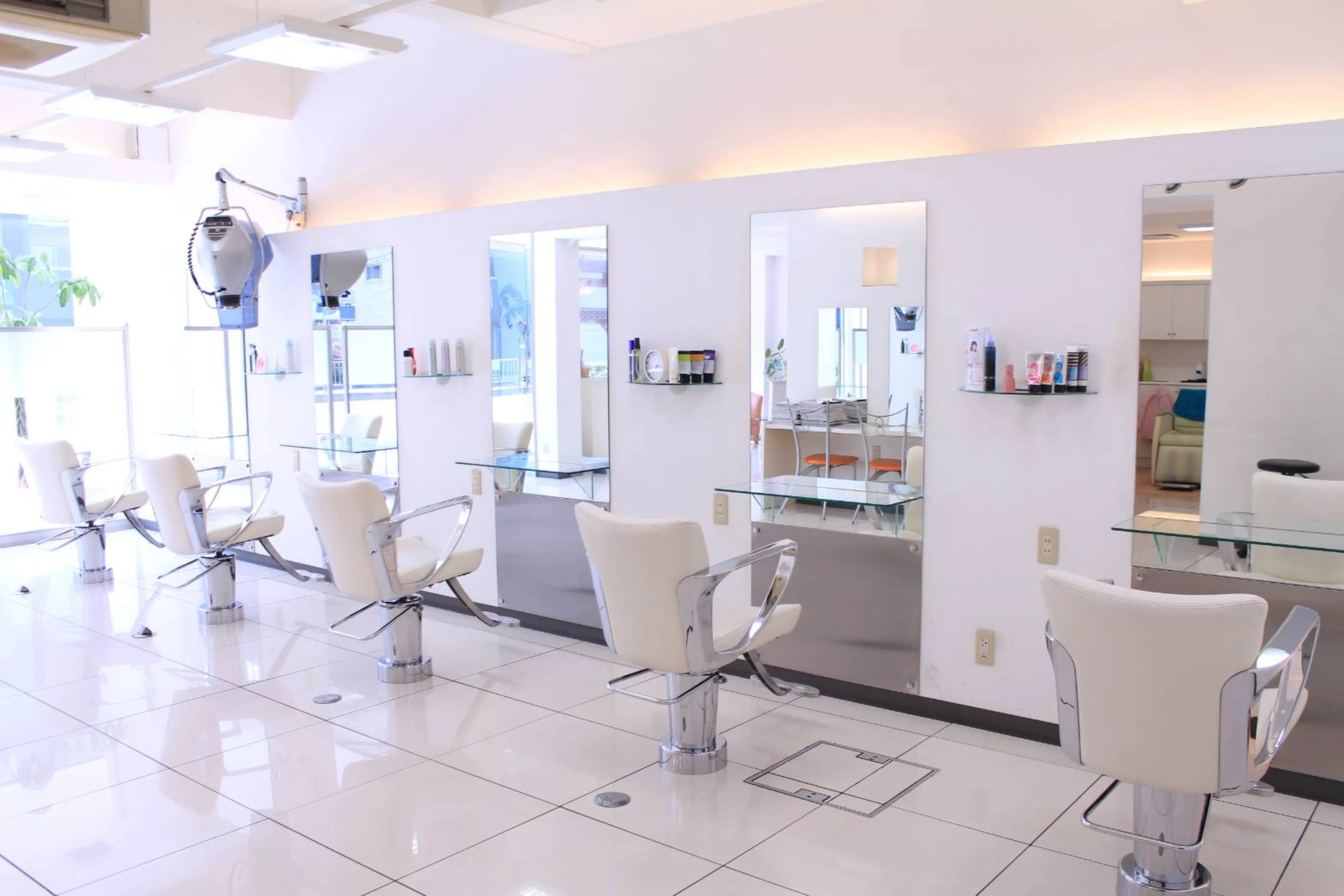 ヘアサロン　ティファレスの内観・外観2