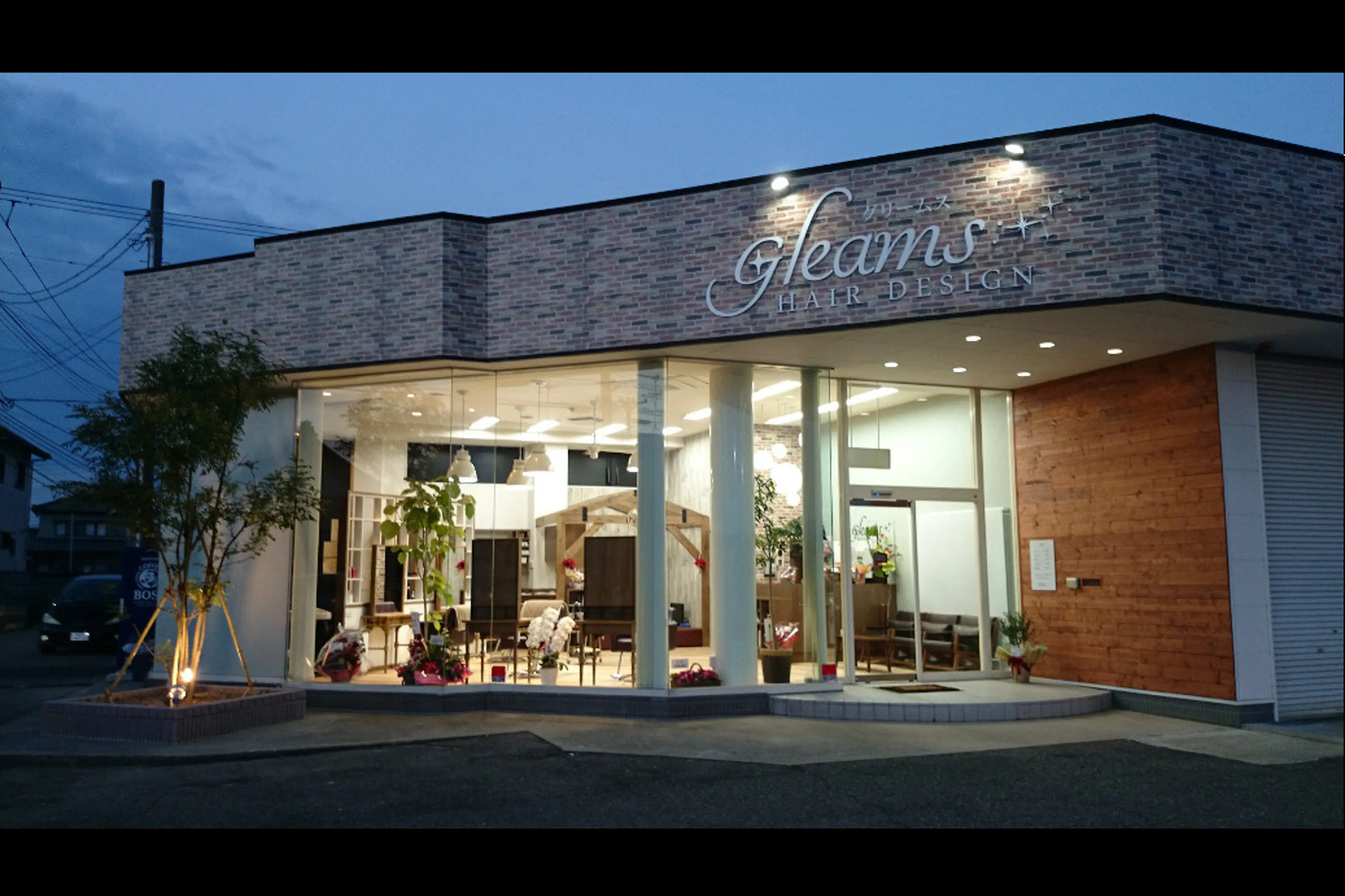 GLEAMSの内観・外観2