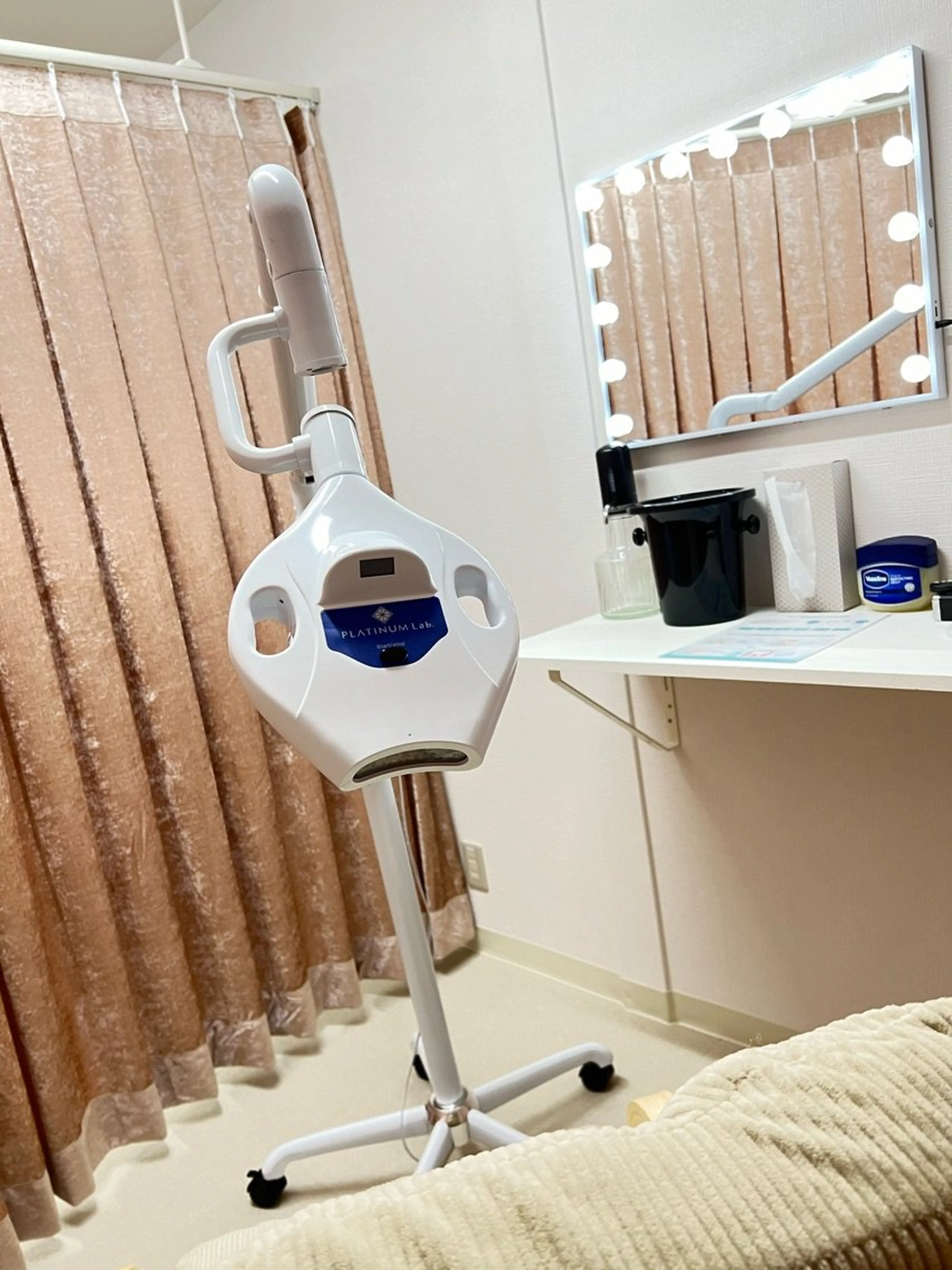 RALWHITEの内観・外観2