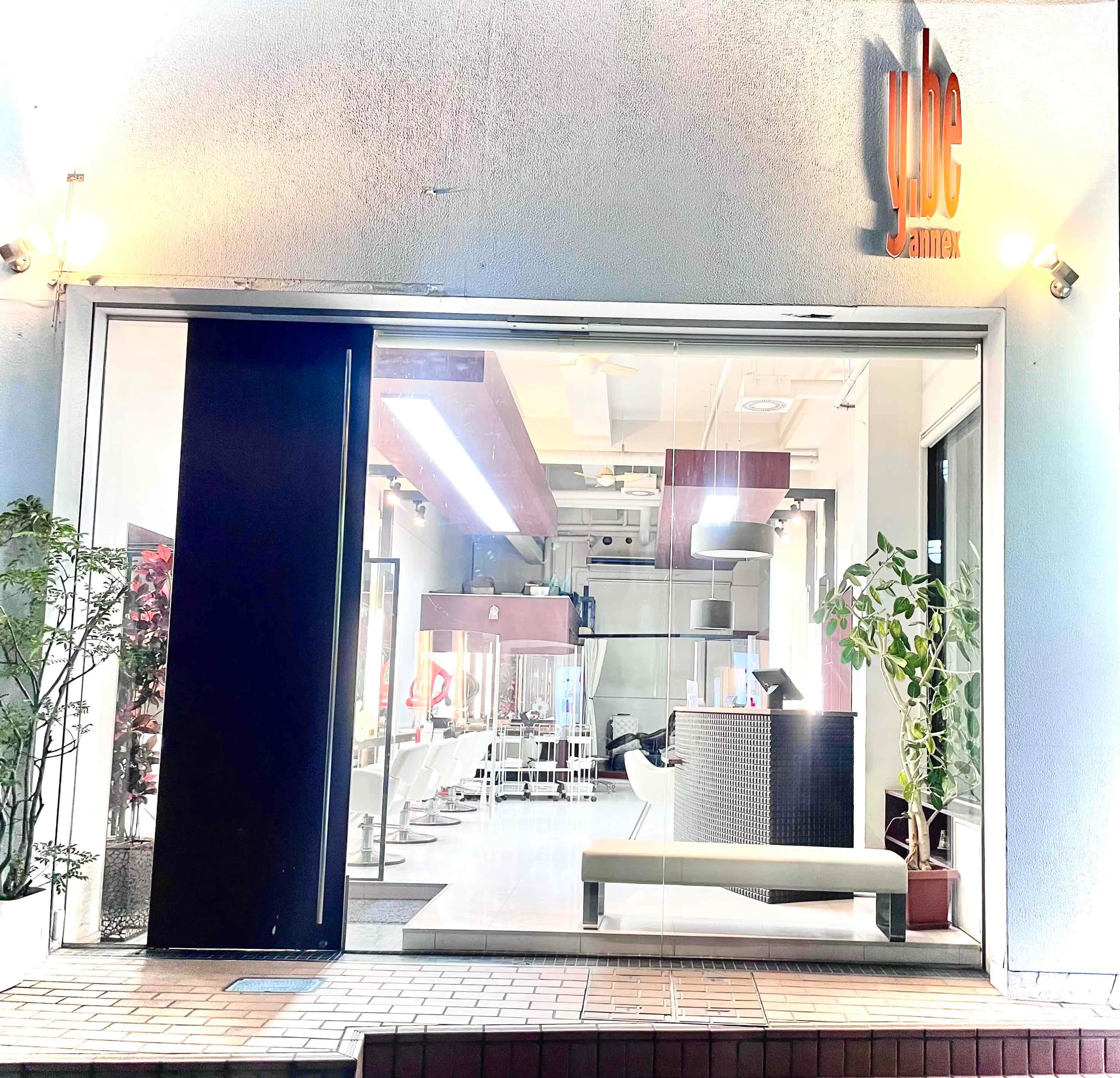 y.be annexの内観・外観1