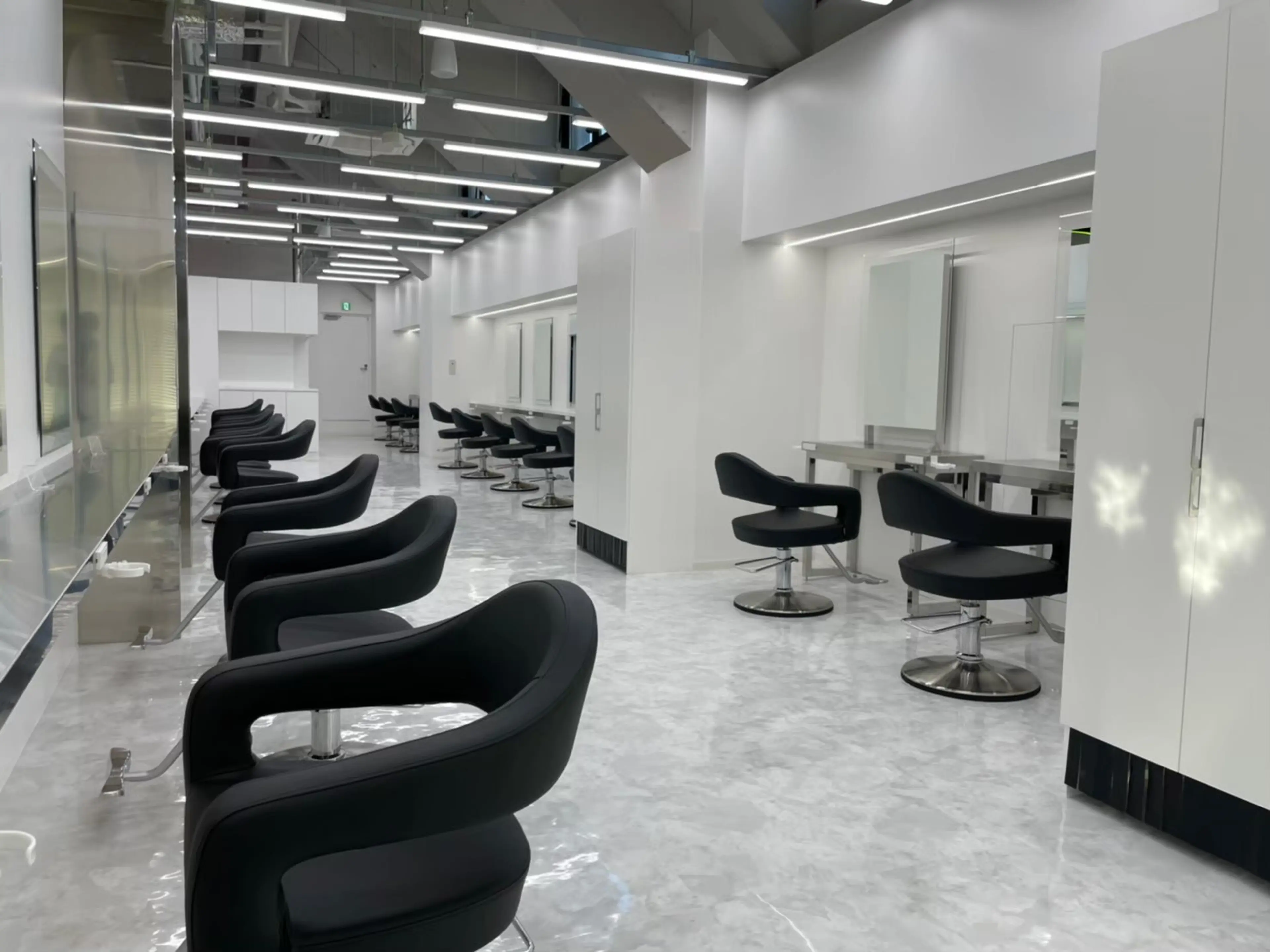 DANCEの内観・外観2