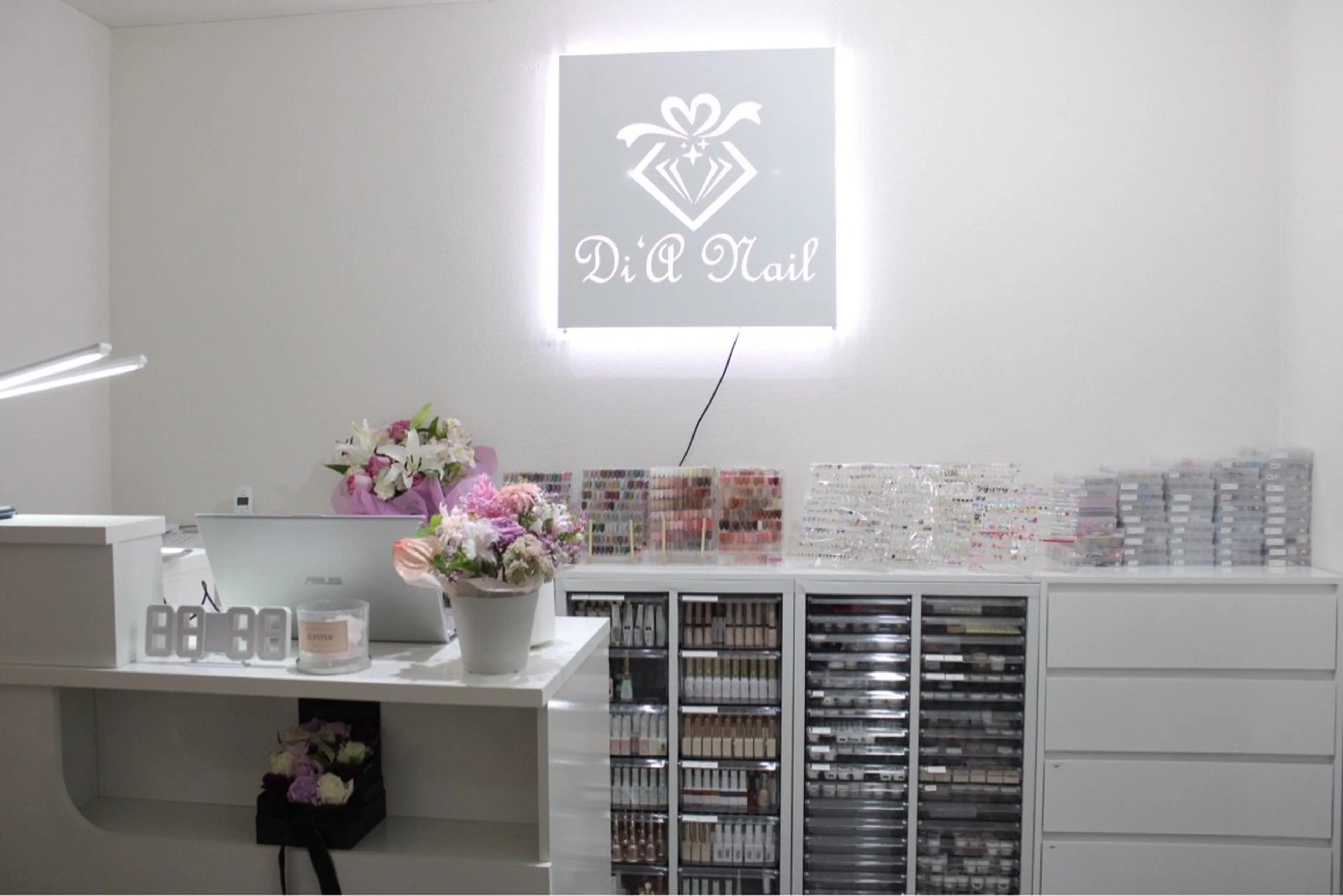 Di'a nail 池袋の内観・外観1