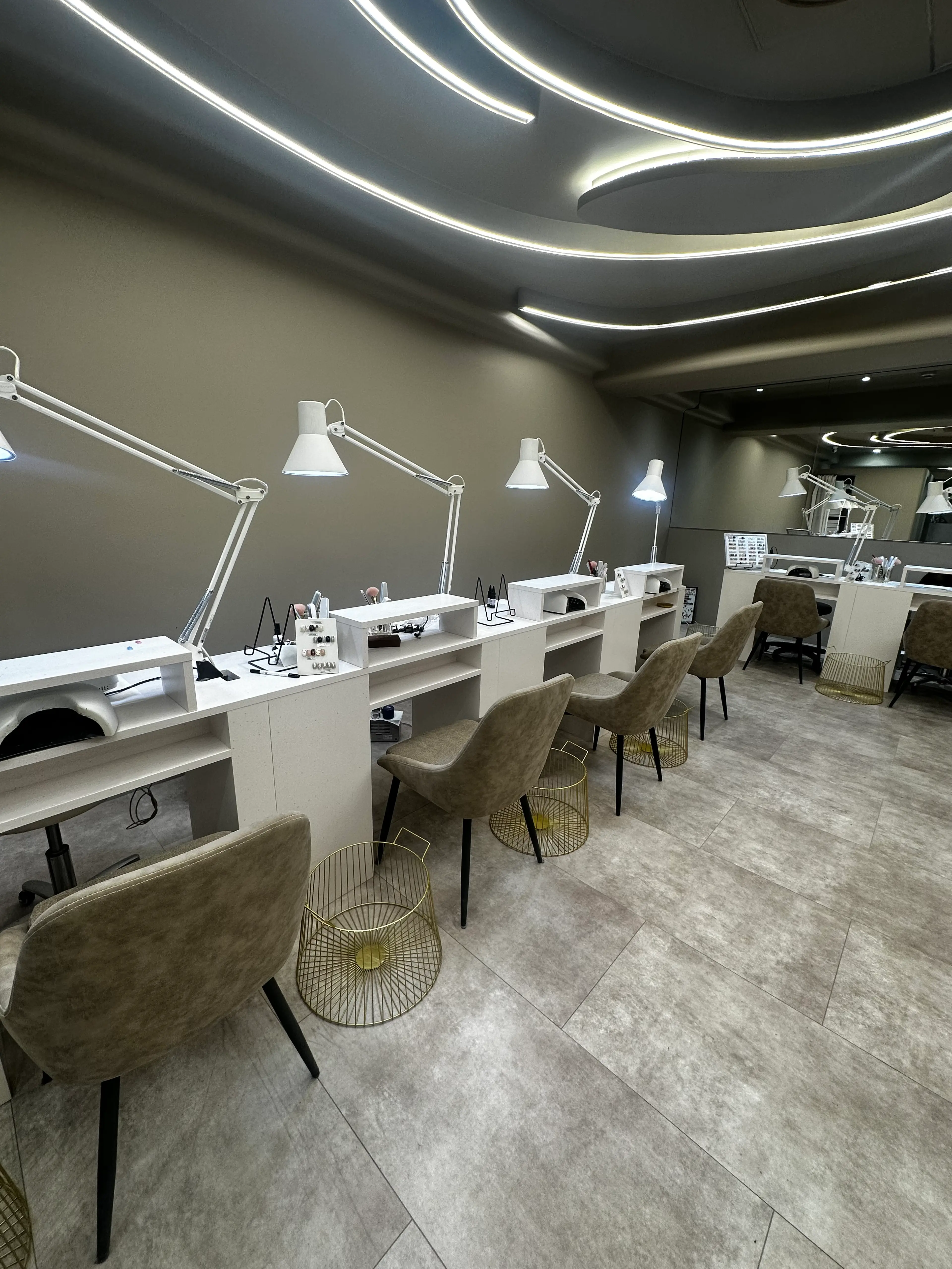 nail salon mieux-styleの内観・外観3