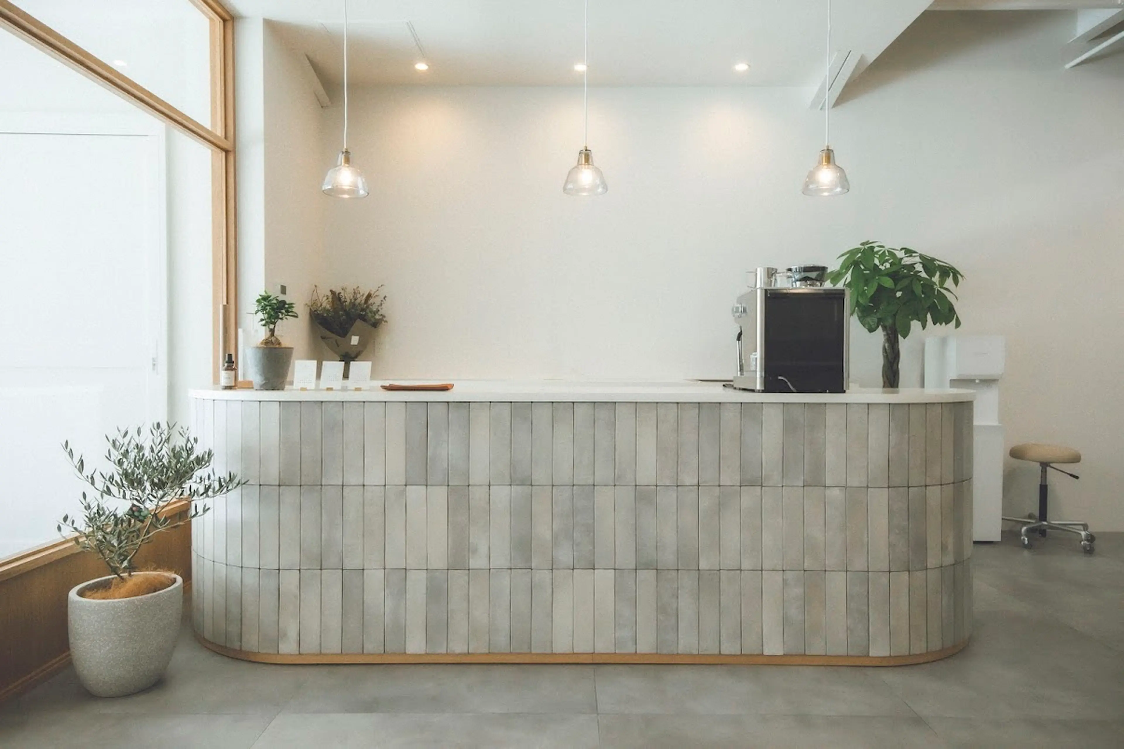 ISSOの内観・外観2