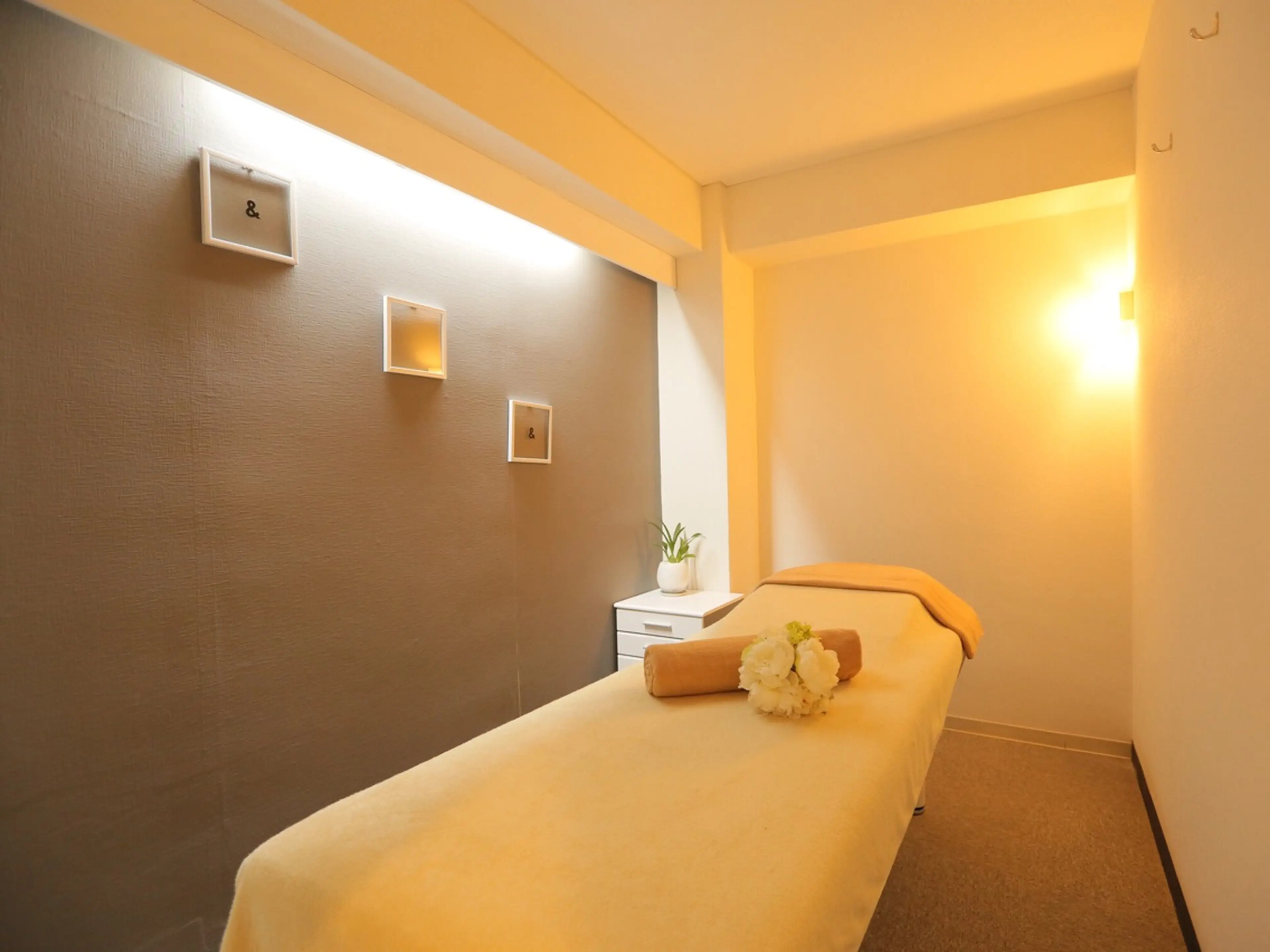 えくぼ-悦慕- BODY CARE SALON 神戸駅前店の内観・外観2