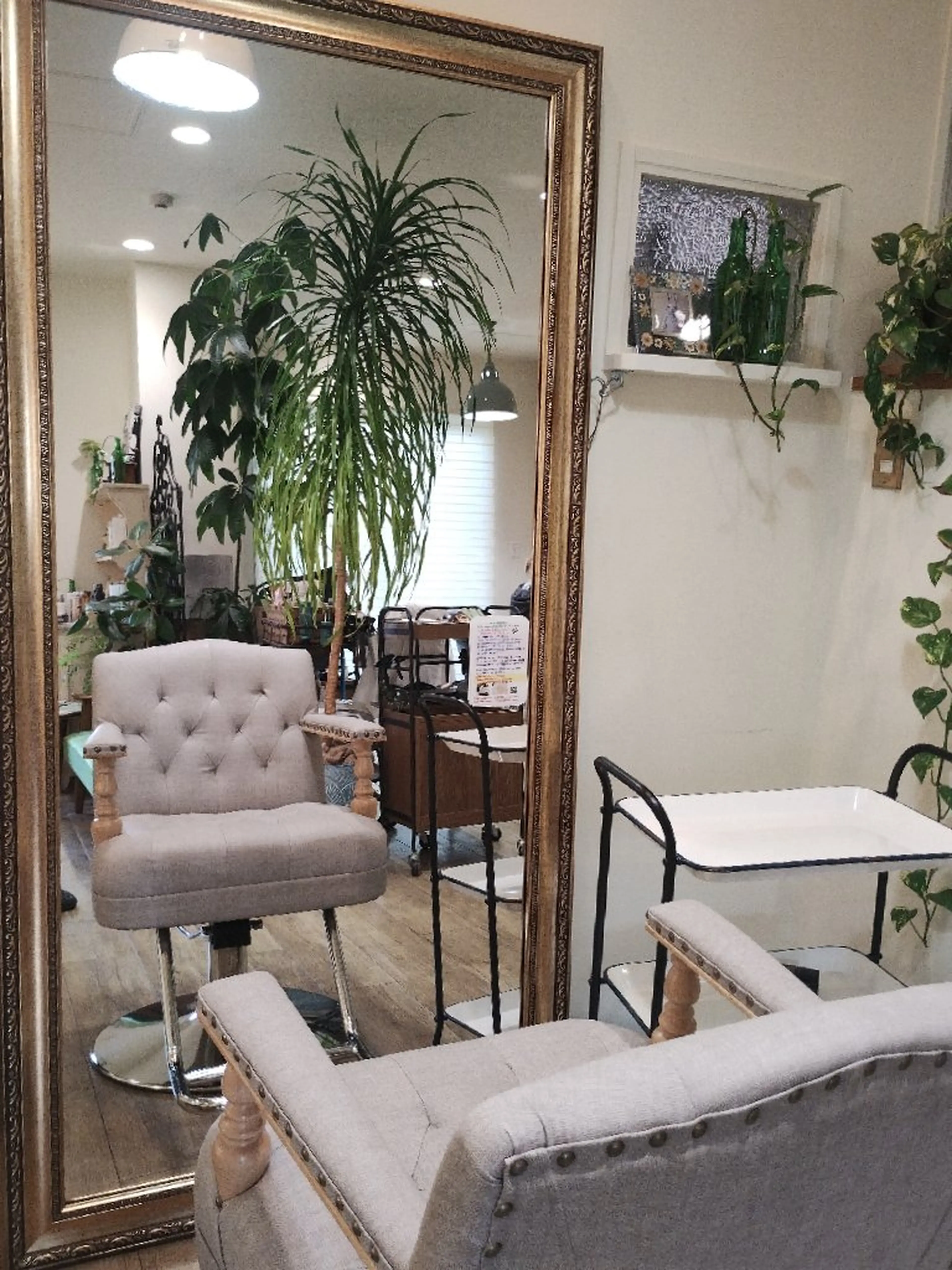 10iRo hair & spaの内観・外観2