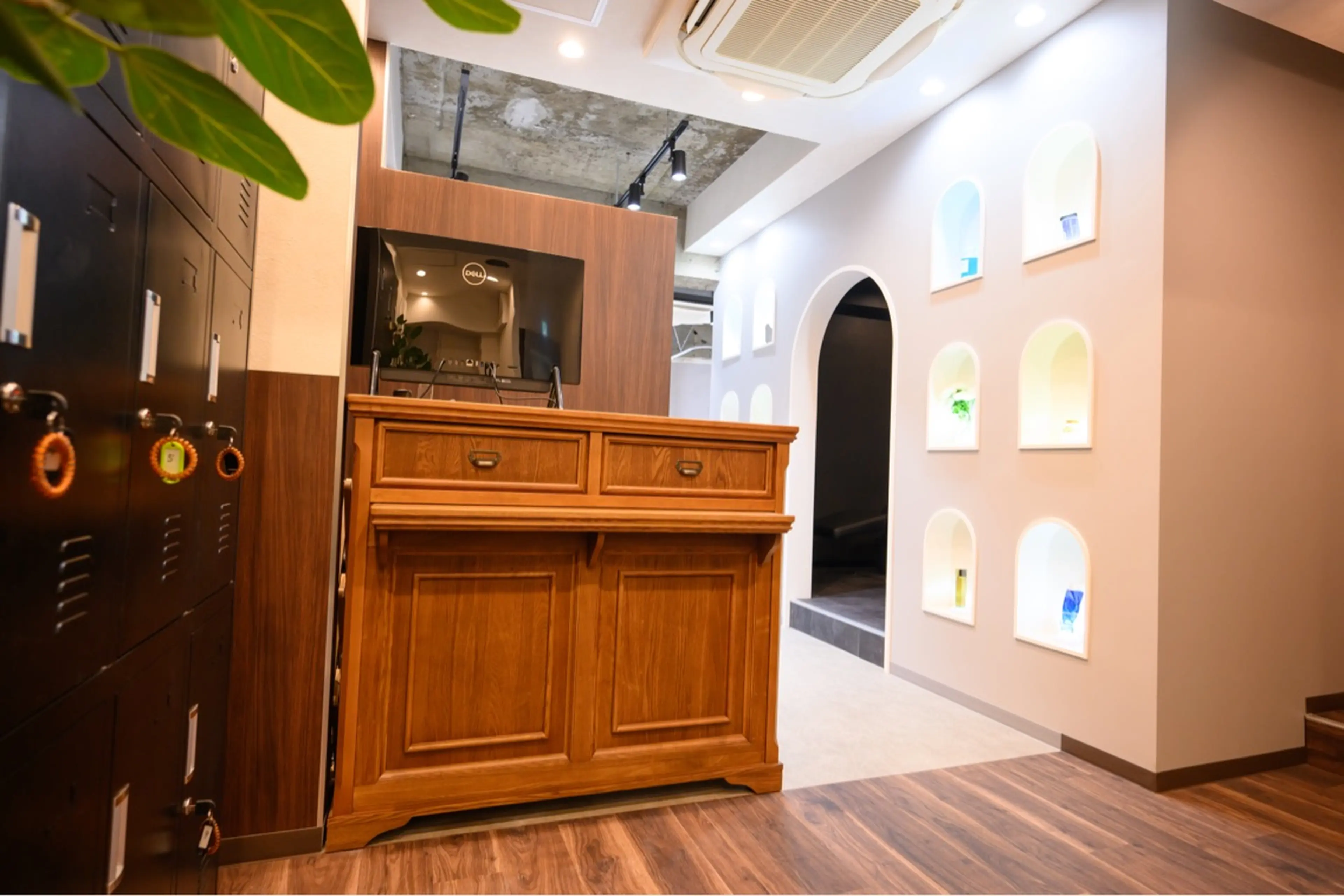 髪質改善研究所　HATSUMEI 京急川崎店の内観・外観2