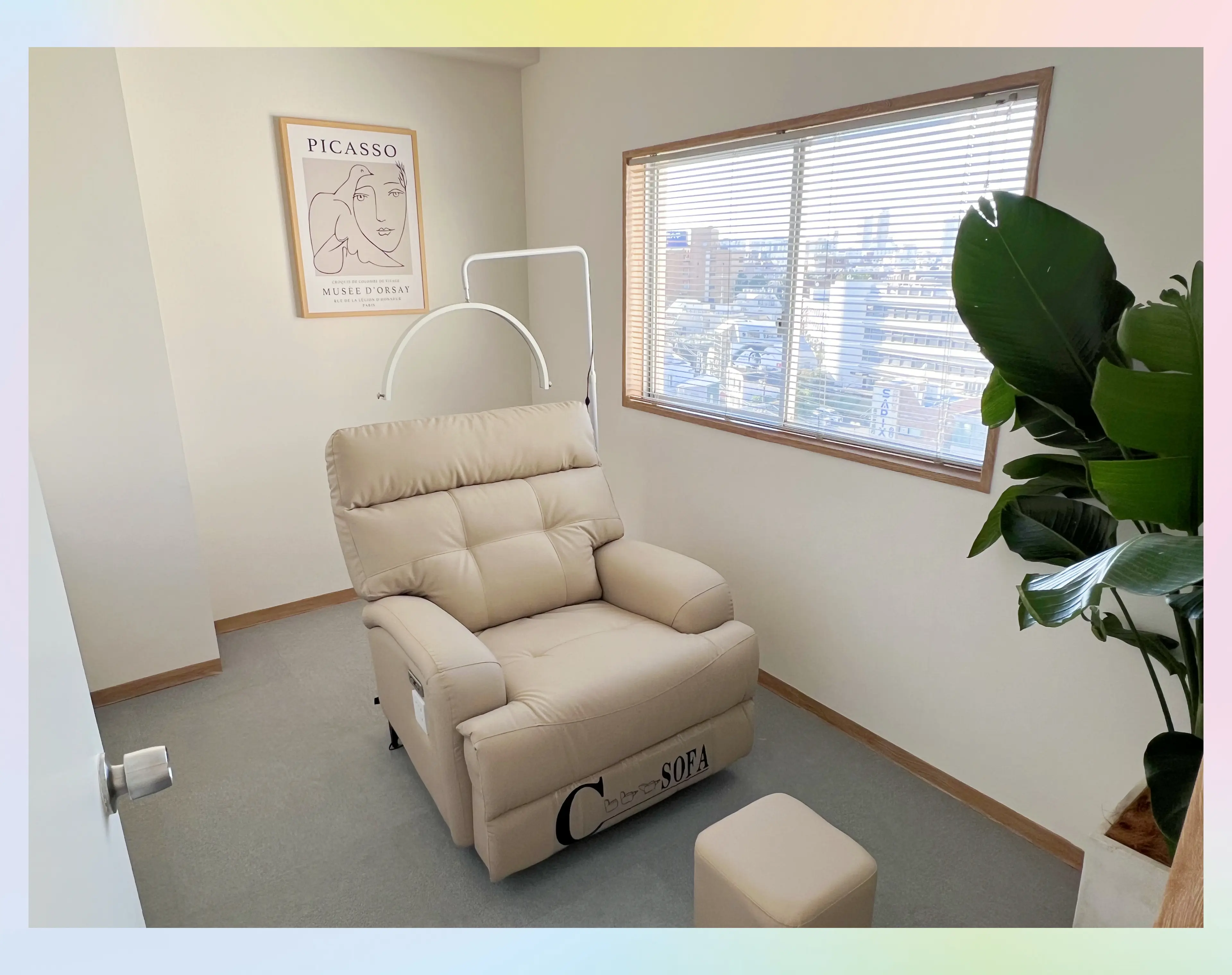 シルフ・ネイルの内観・外観1