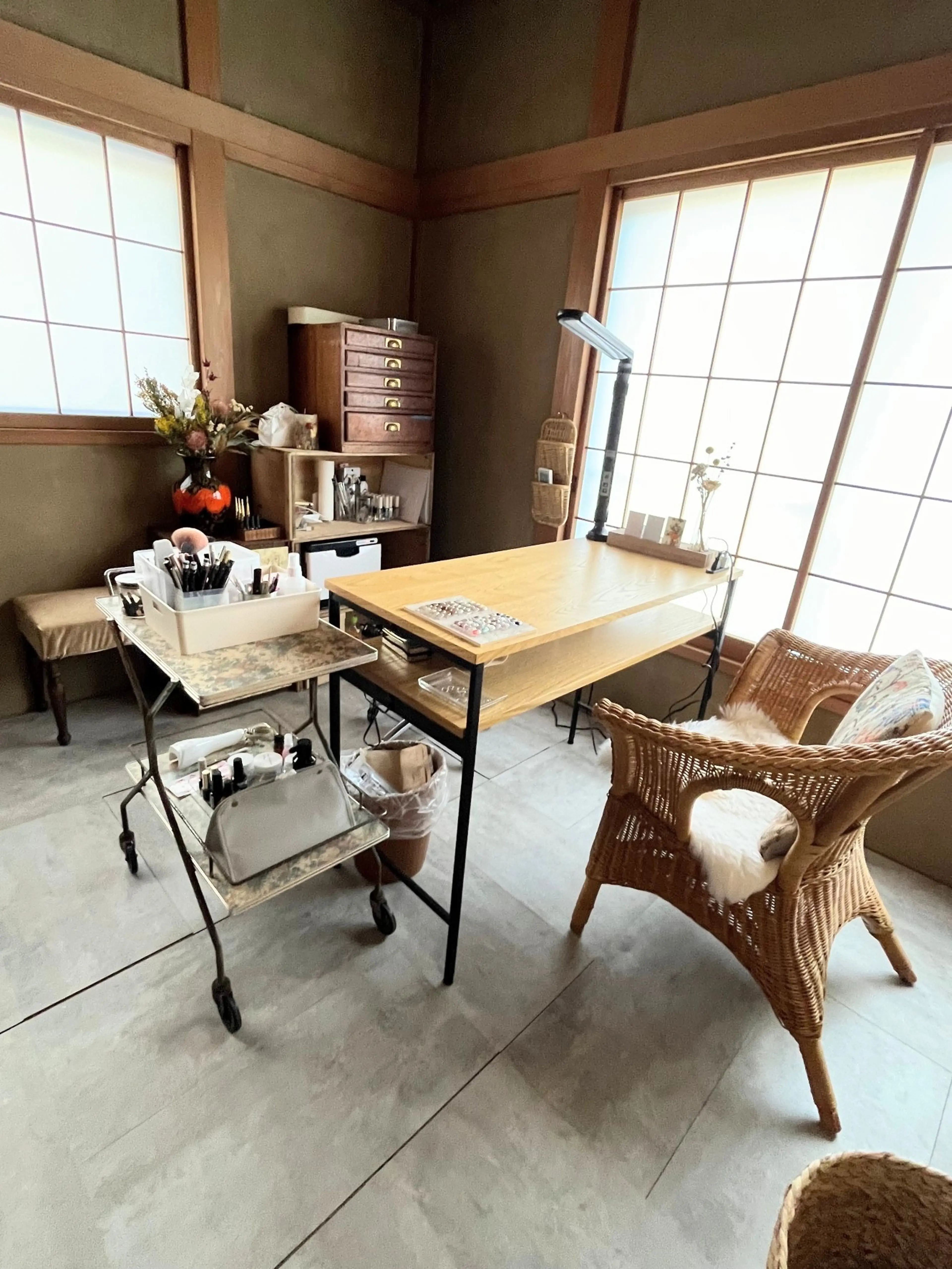 MUKUTOU nailの内観・外観1