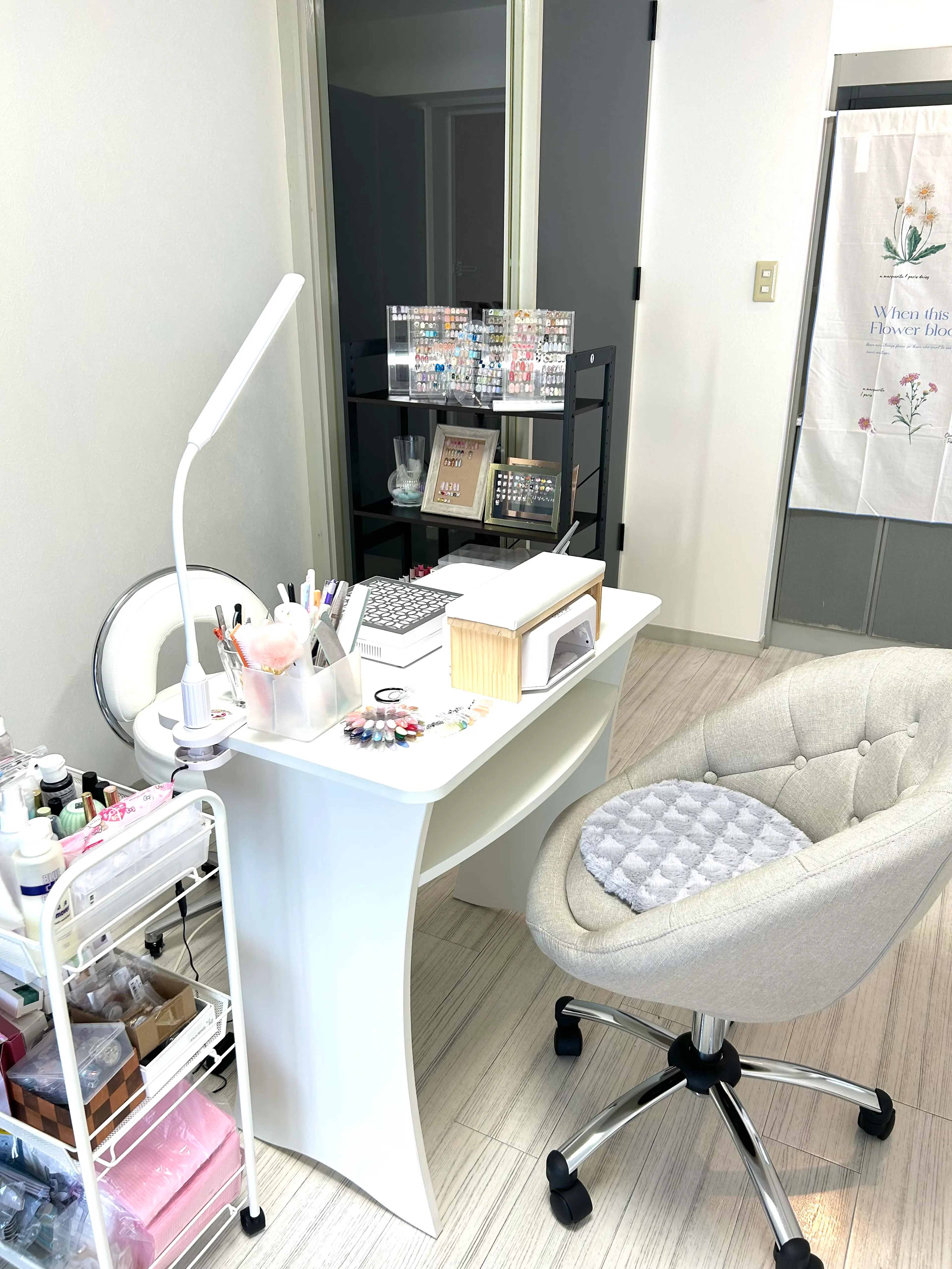 Snow flake Nail Salonの内観・外観1