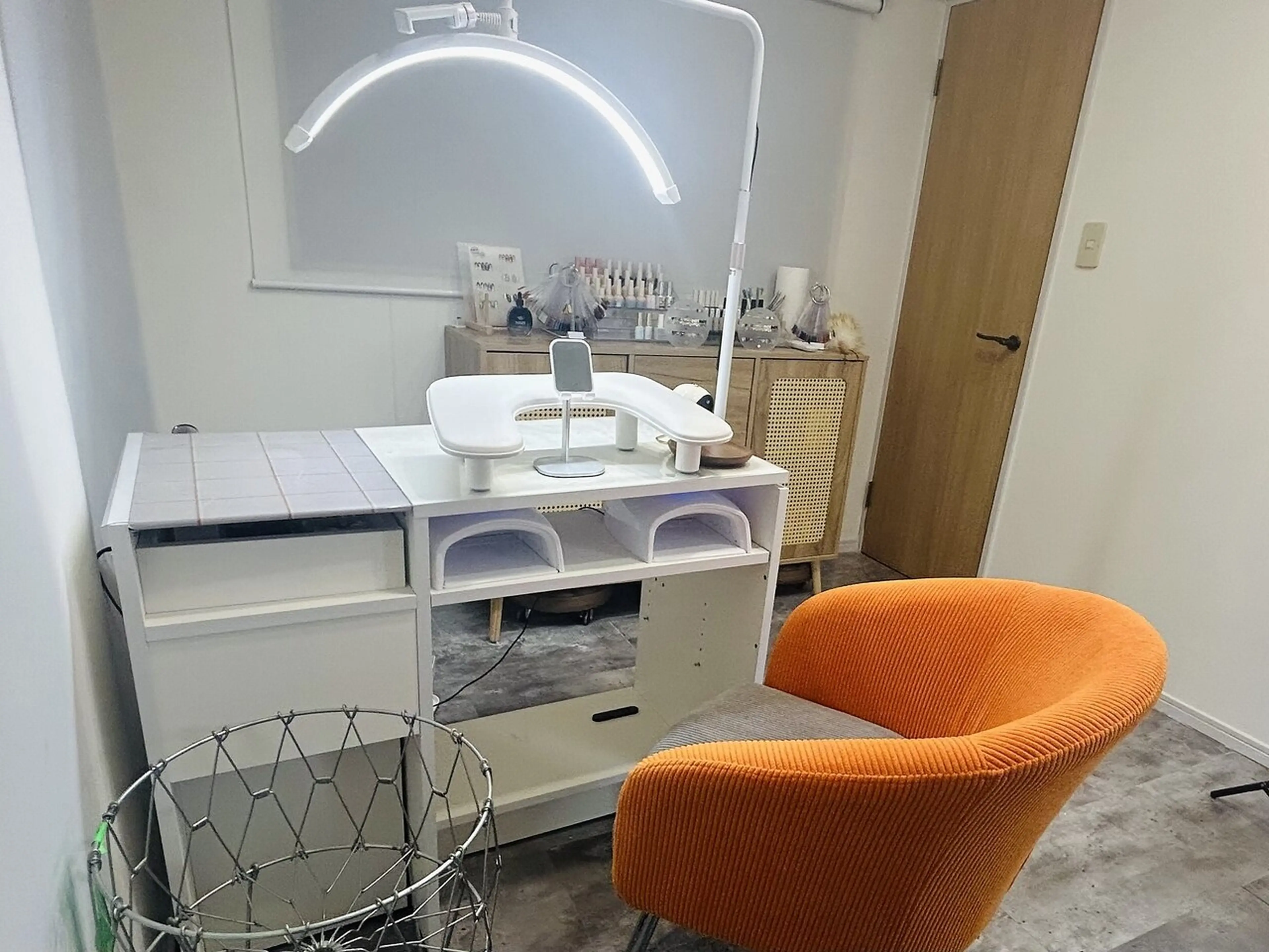 nailroom No.9(ナイン)の内観・外観3