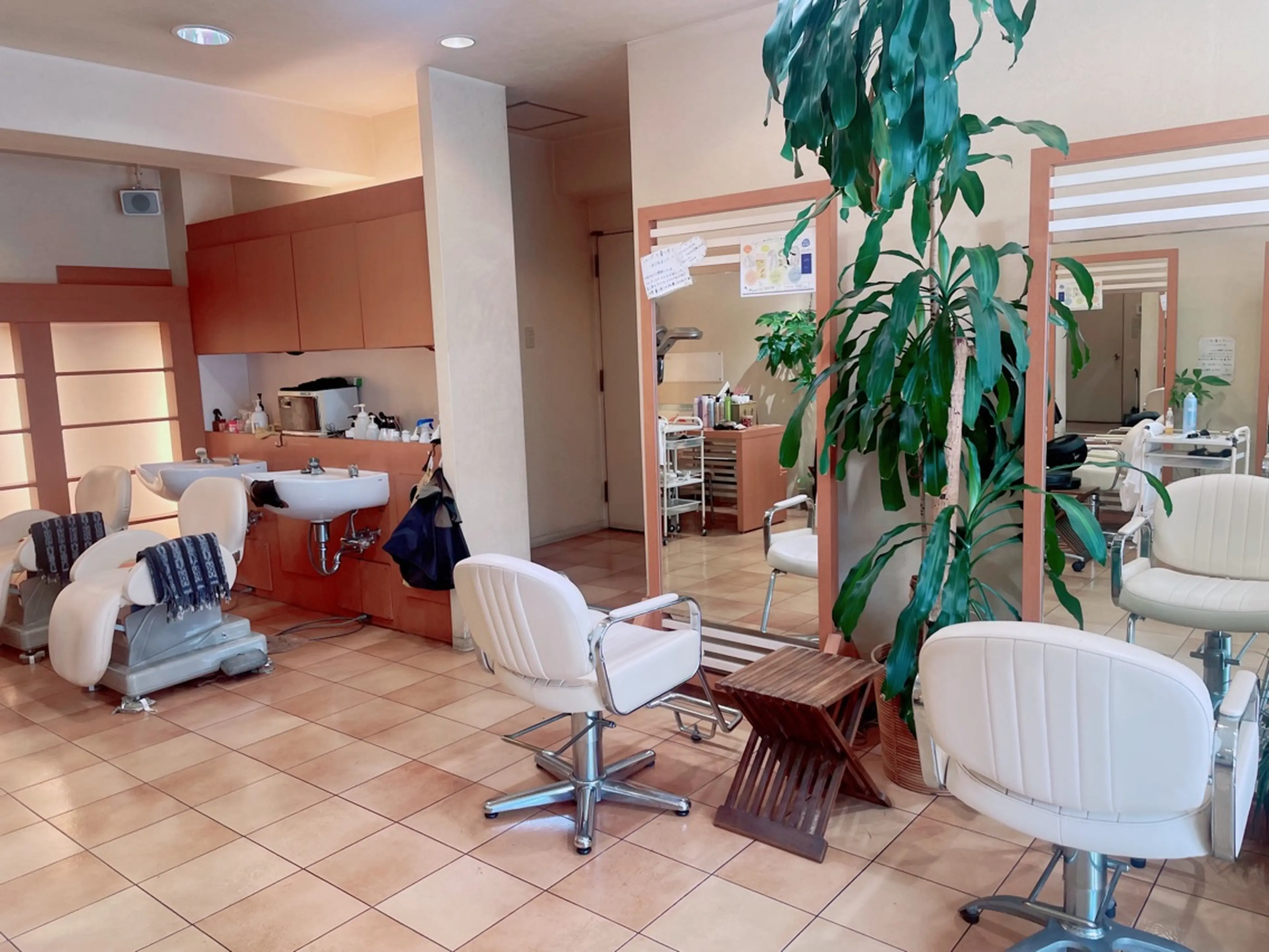 LapLap（ラプラプ）の内観・外観2