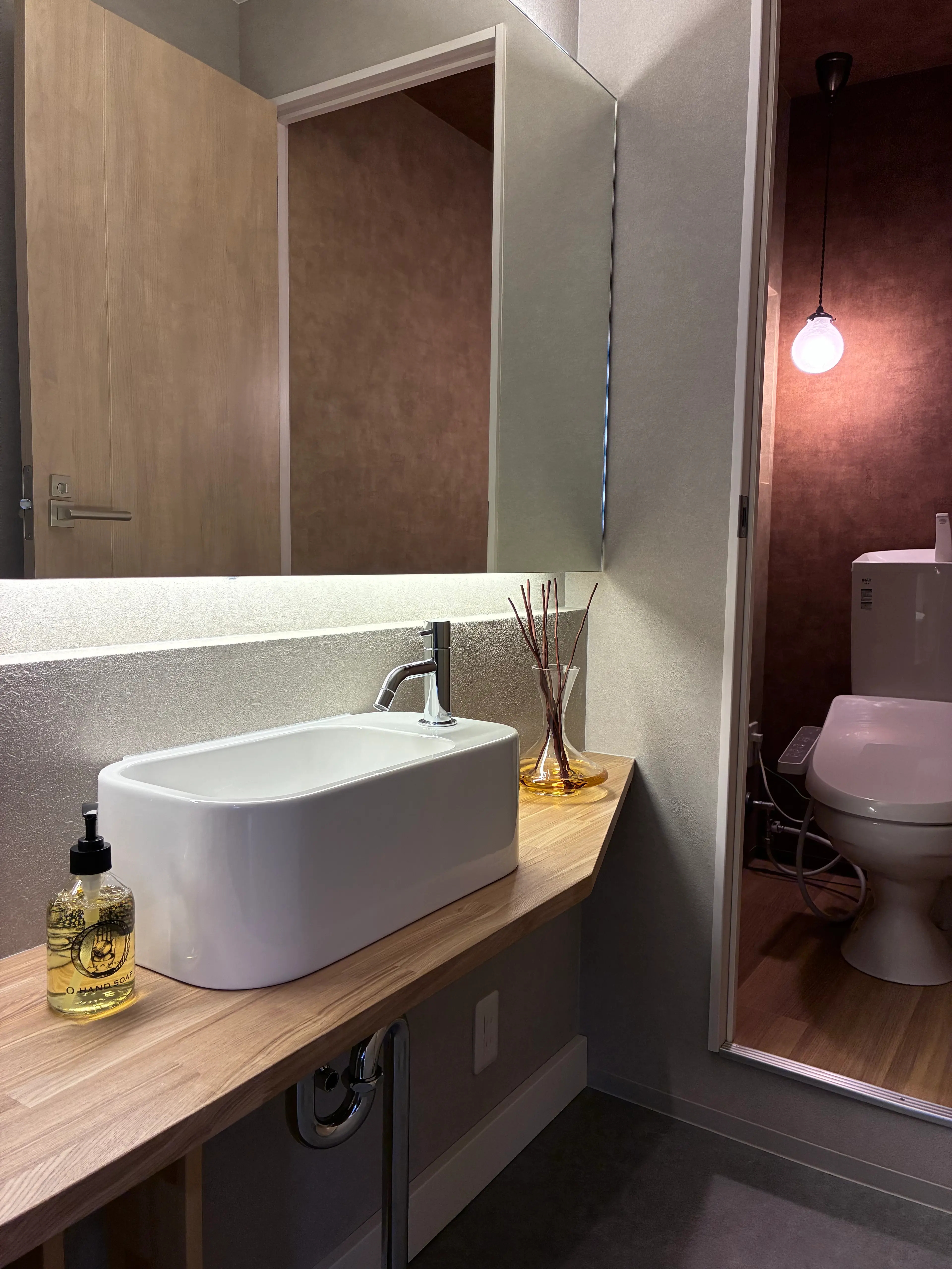 niconの内観・外観1