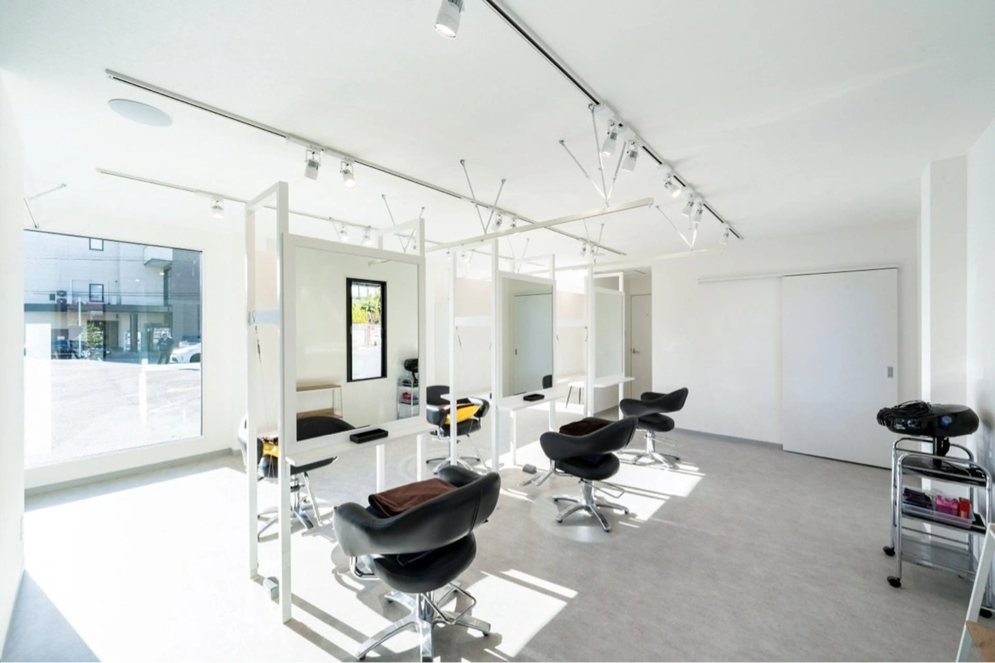 iro I hairの内観・外観1