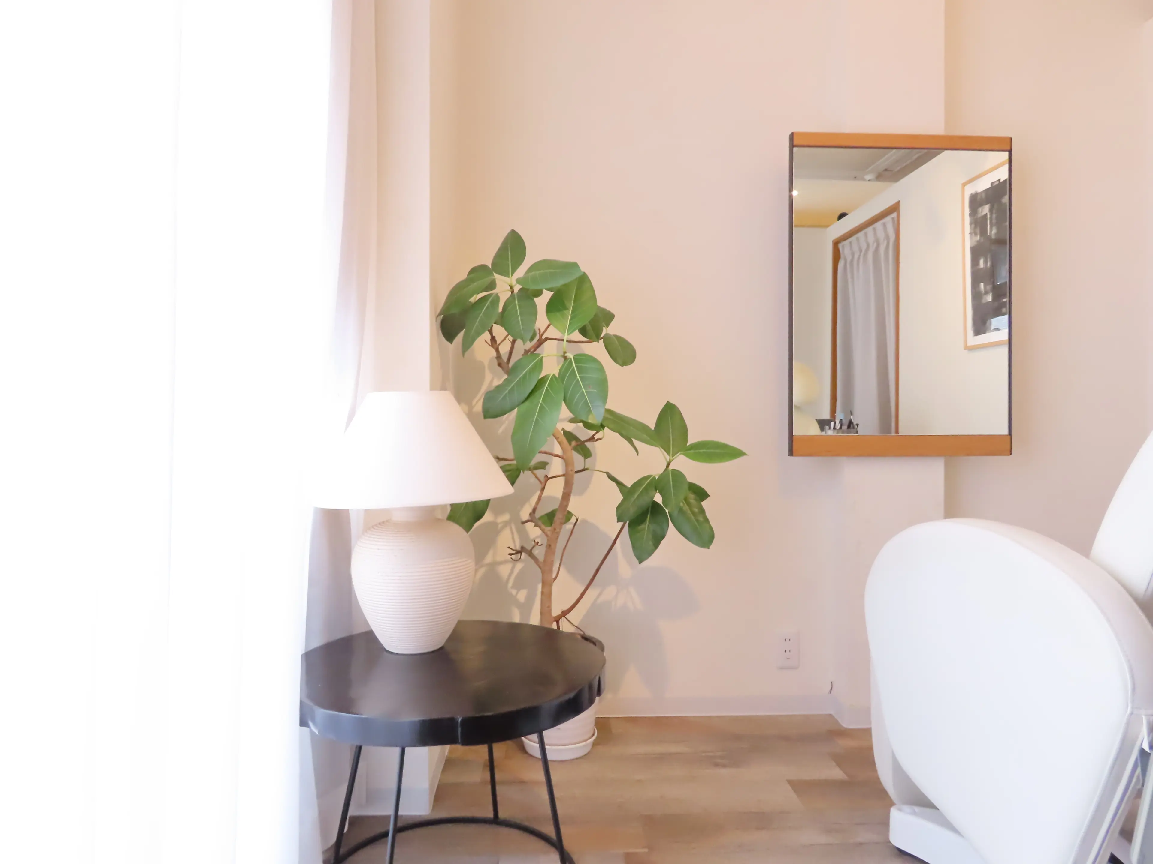 BLUE EYES 学芸大学店【アイブロウ/眉毛/まつげパーマ/マツエク専門店】の内観・外観2