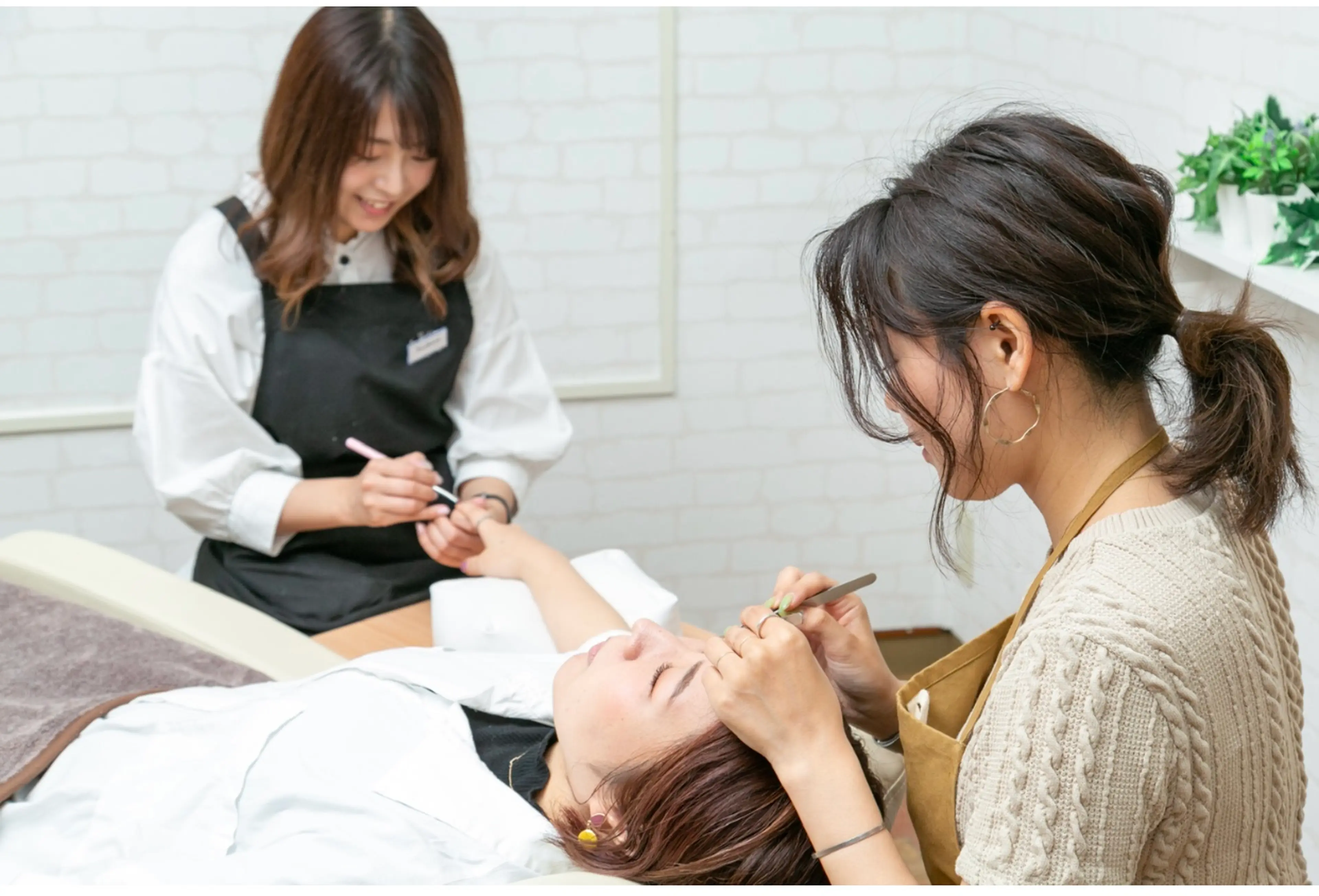 HeaRich-nail&eye-の内観・外観1