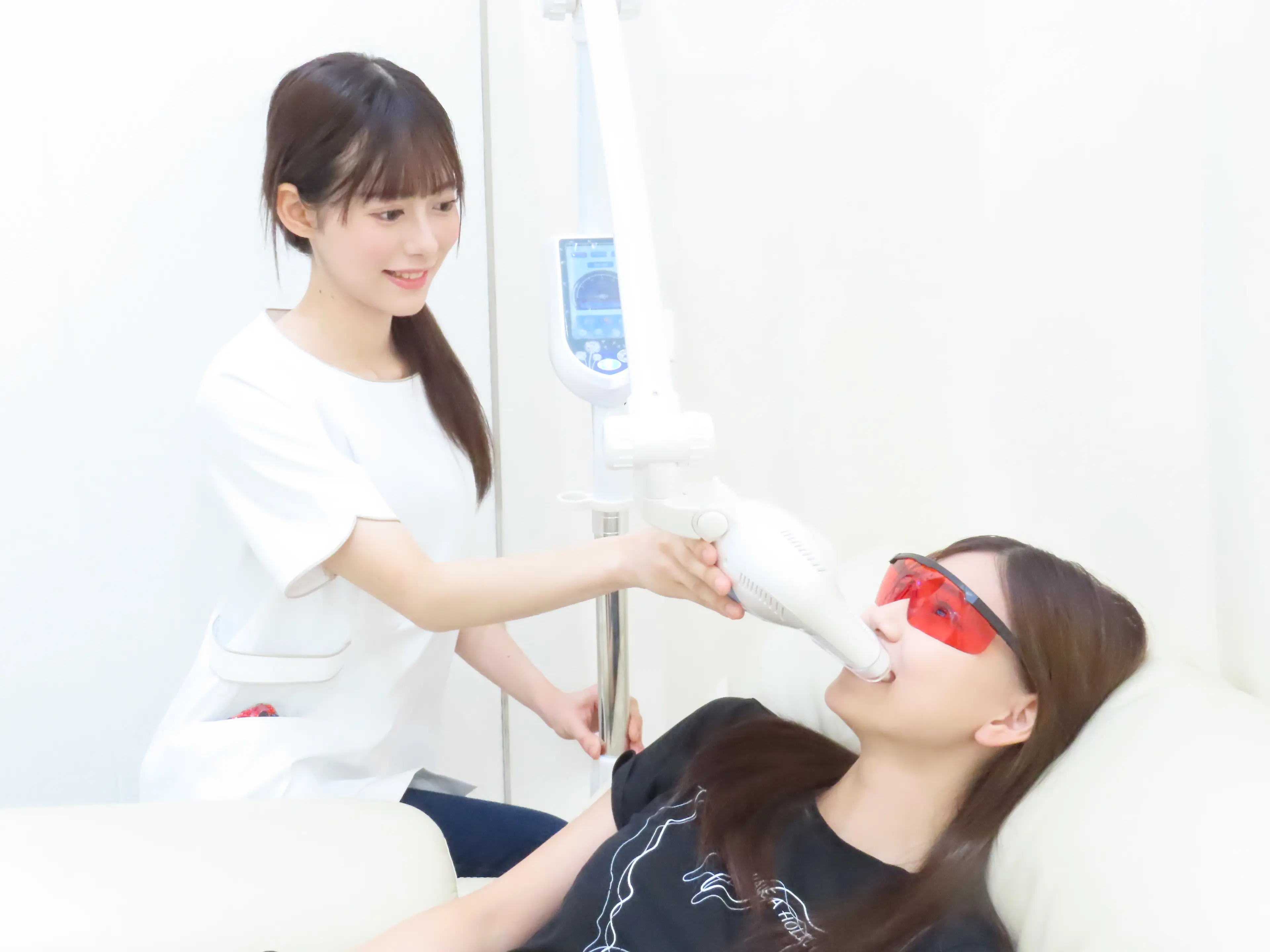 ホワイトニング Mon Cheri 広島店の内観・外観1