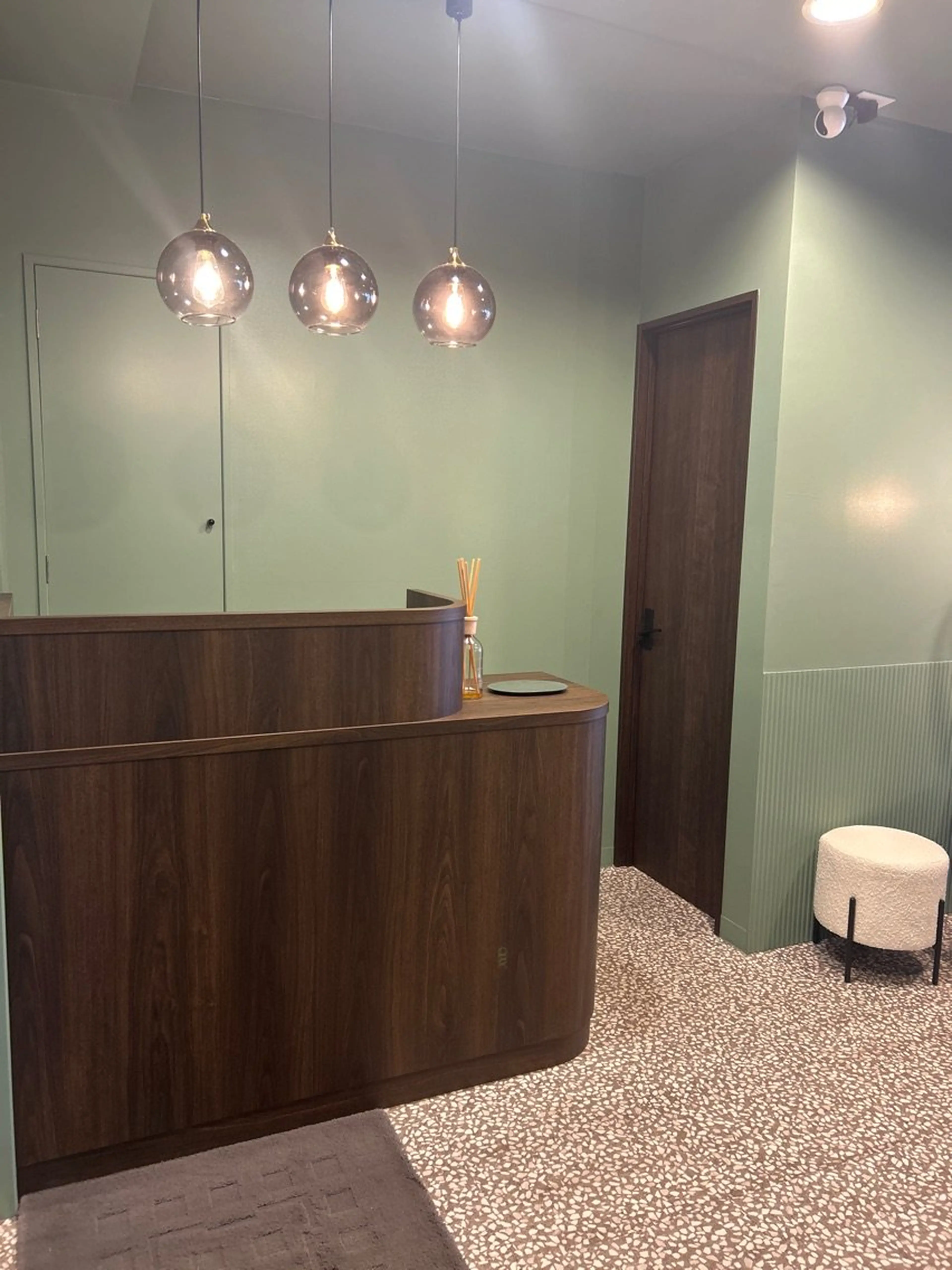 Nixieの内観・外観2