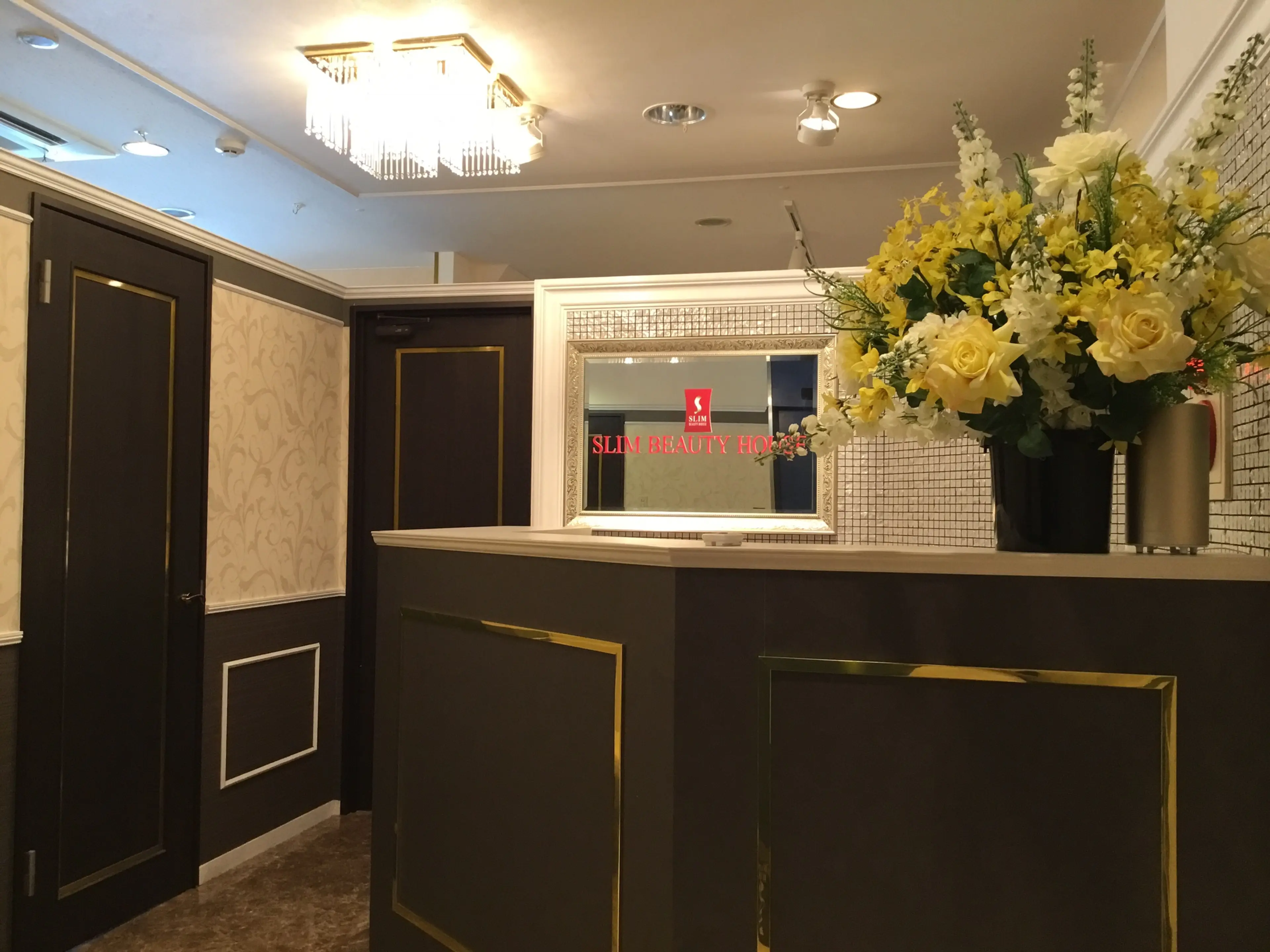 スリムビューティハウス 所沢駅前店の内観・外観1