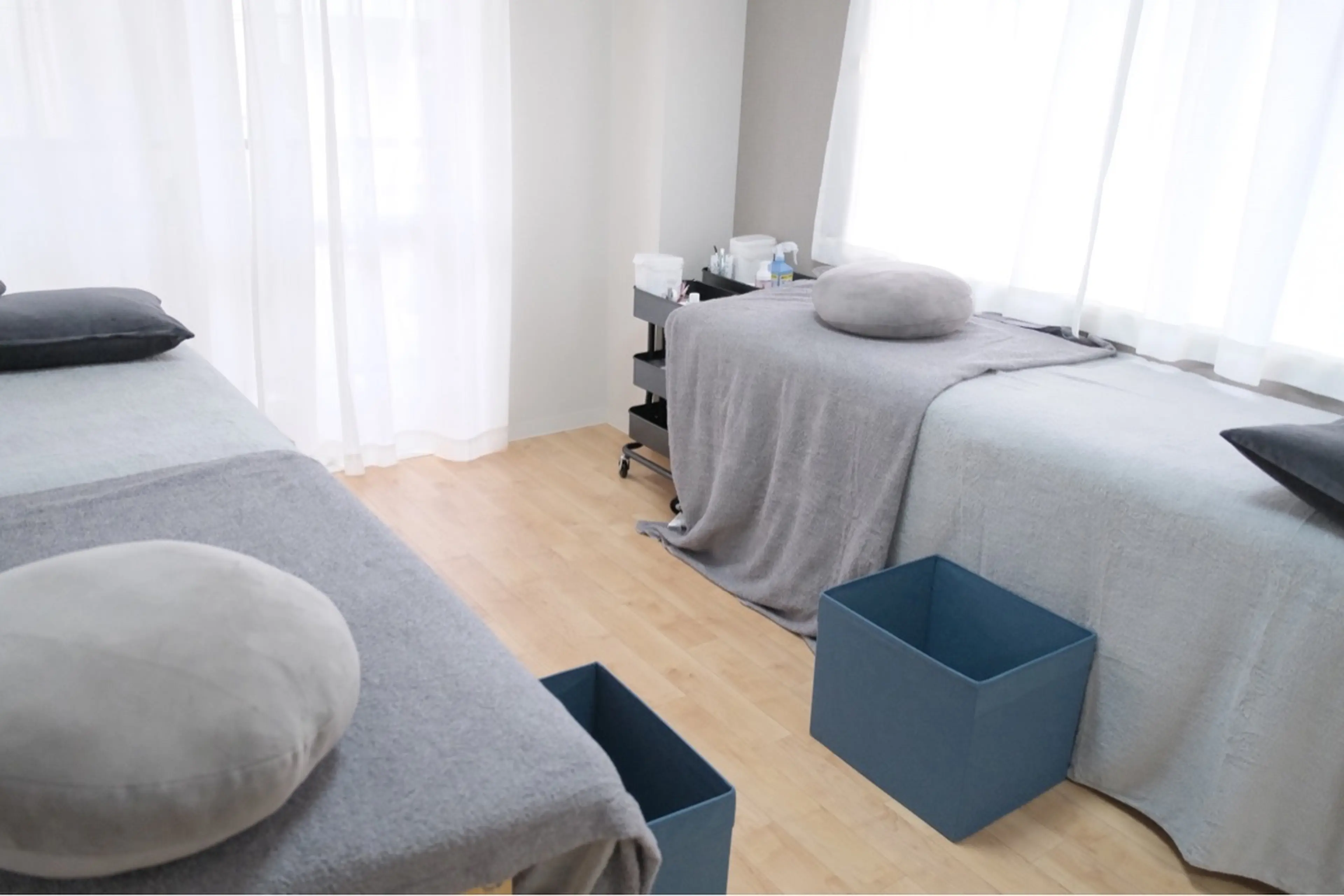 六甲道　Eye Salon Modeの内観・外観1