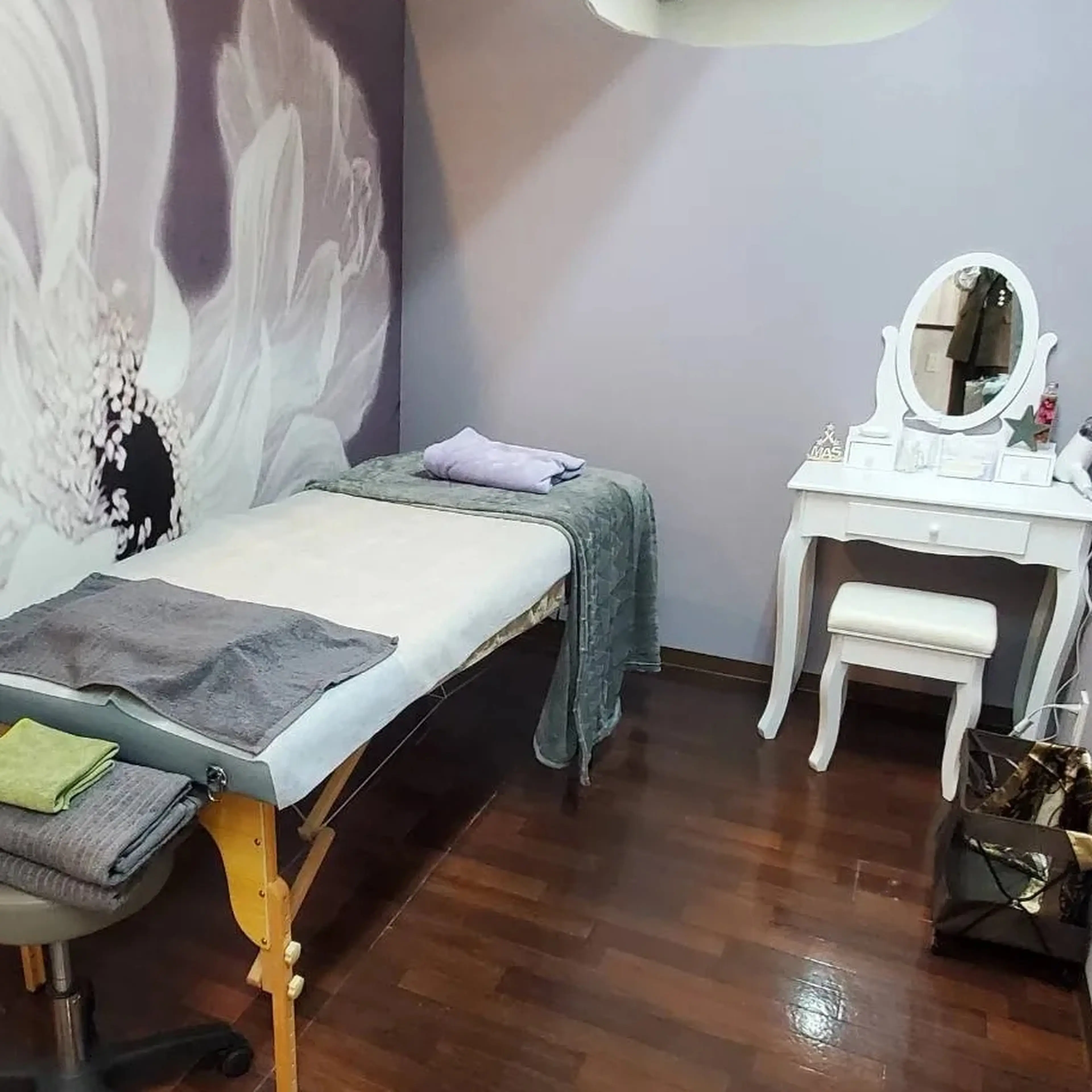 [エテ_ユヌ] e‘te uneの内観・外観1