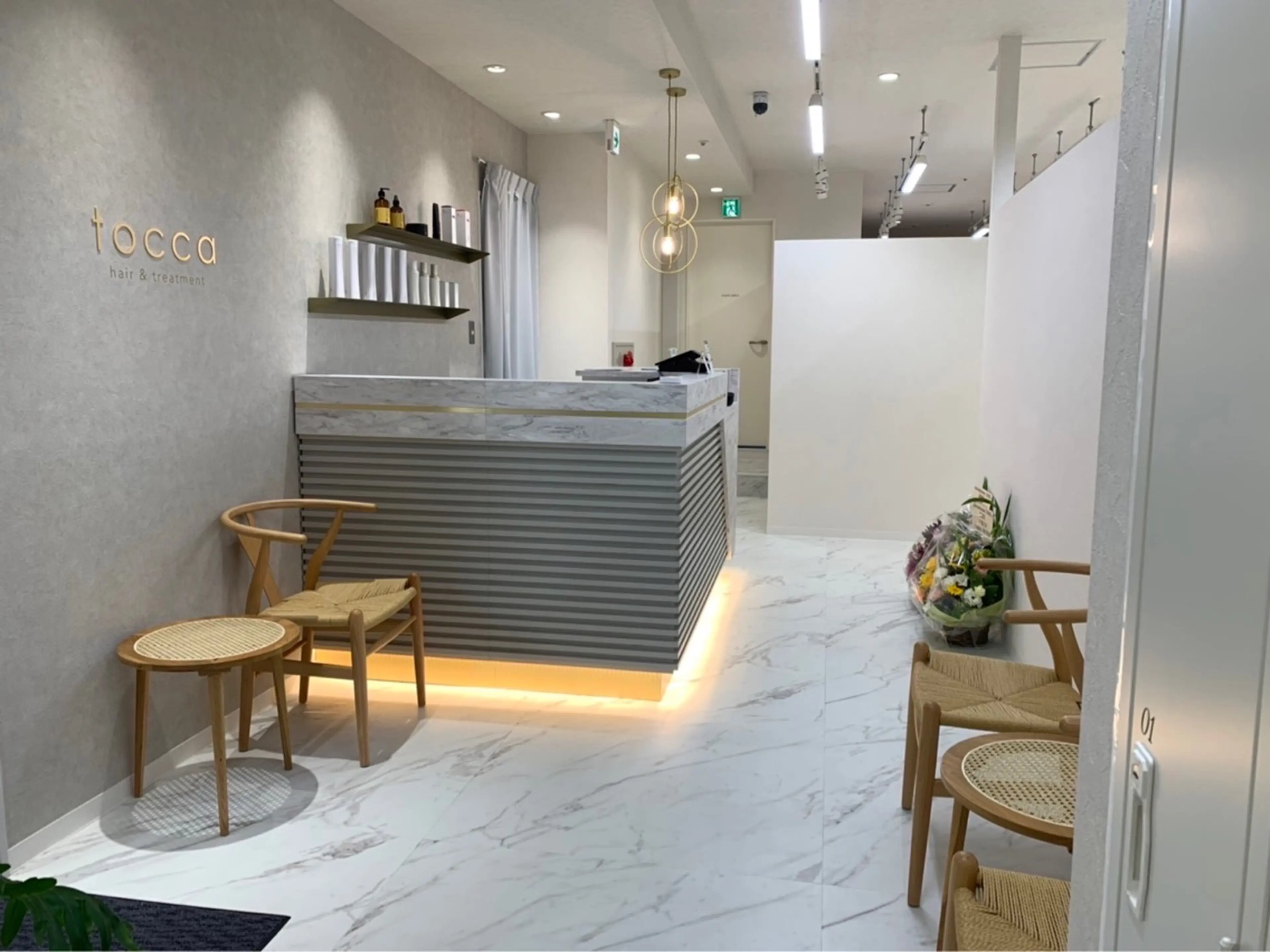 tocca hair&treatment 三宮ANNEXの内観・外観1