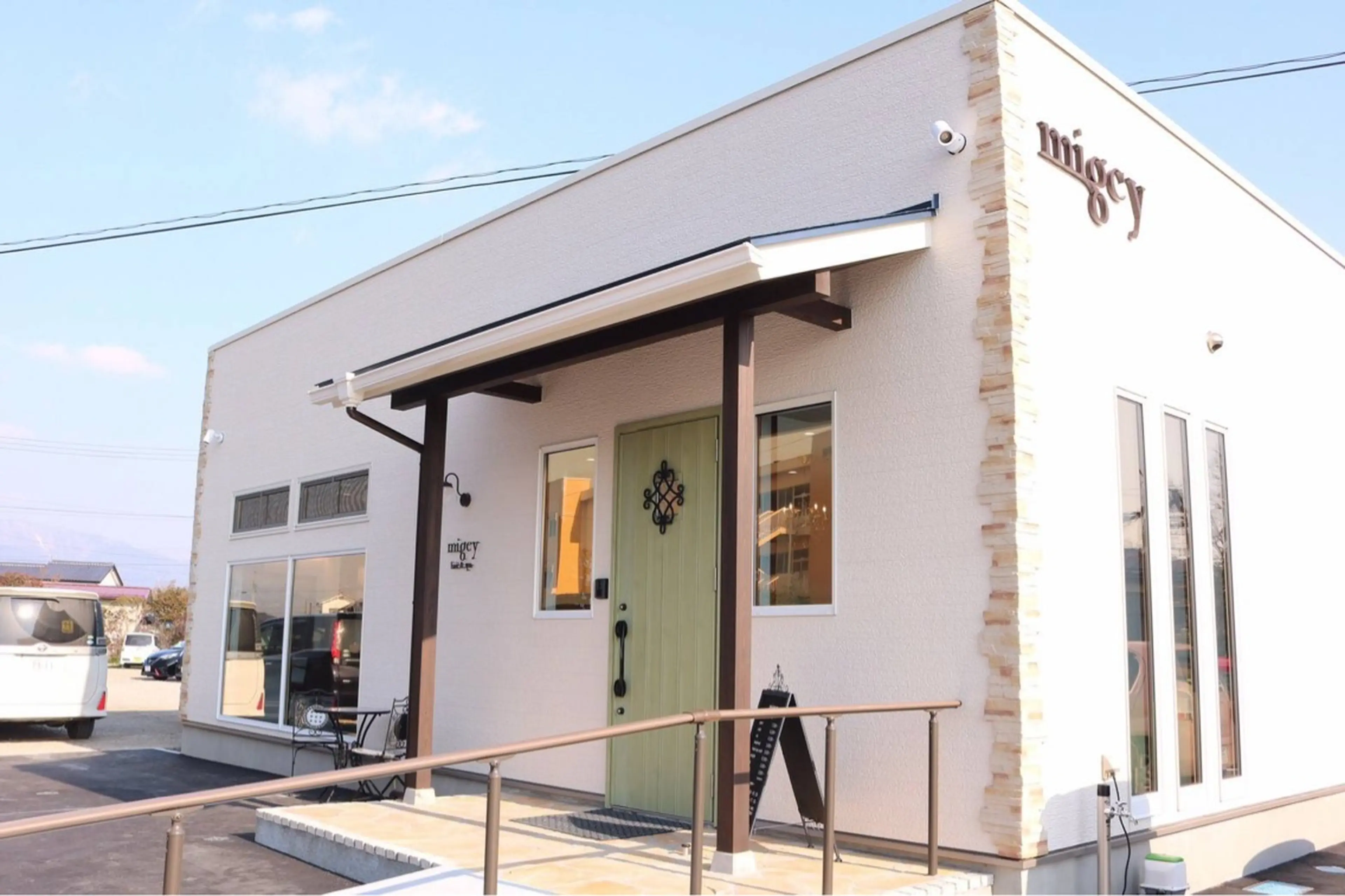 migcy hair&spaの内観・外観1