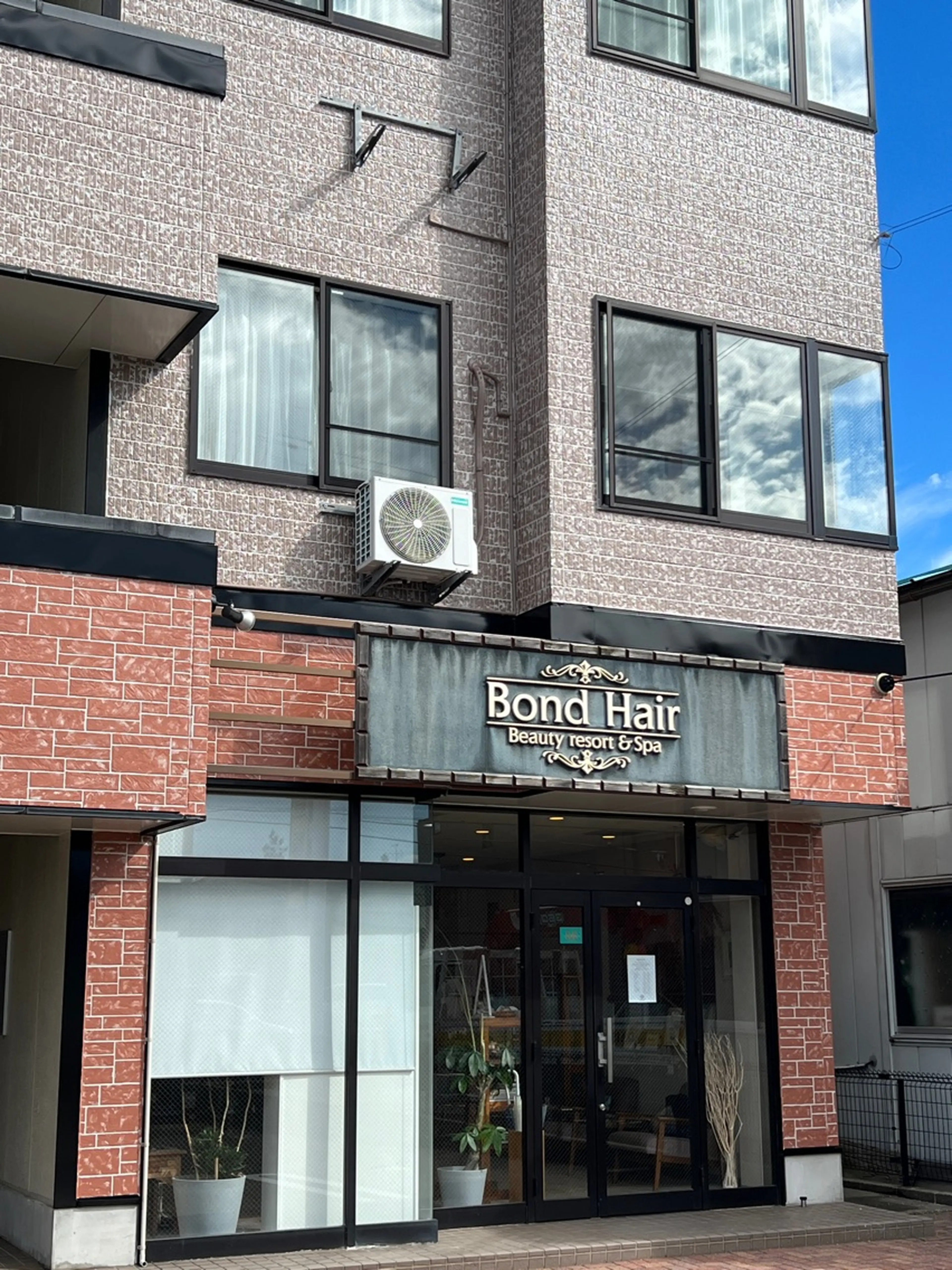 Bond Hairの内観・外観3