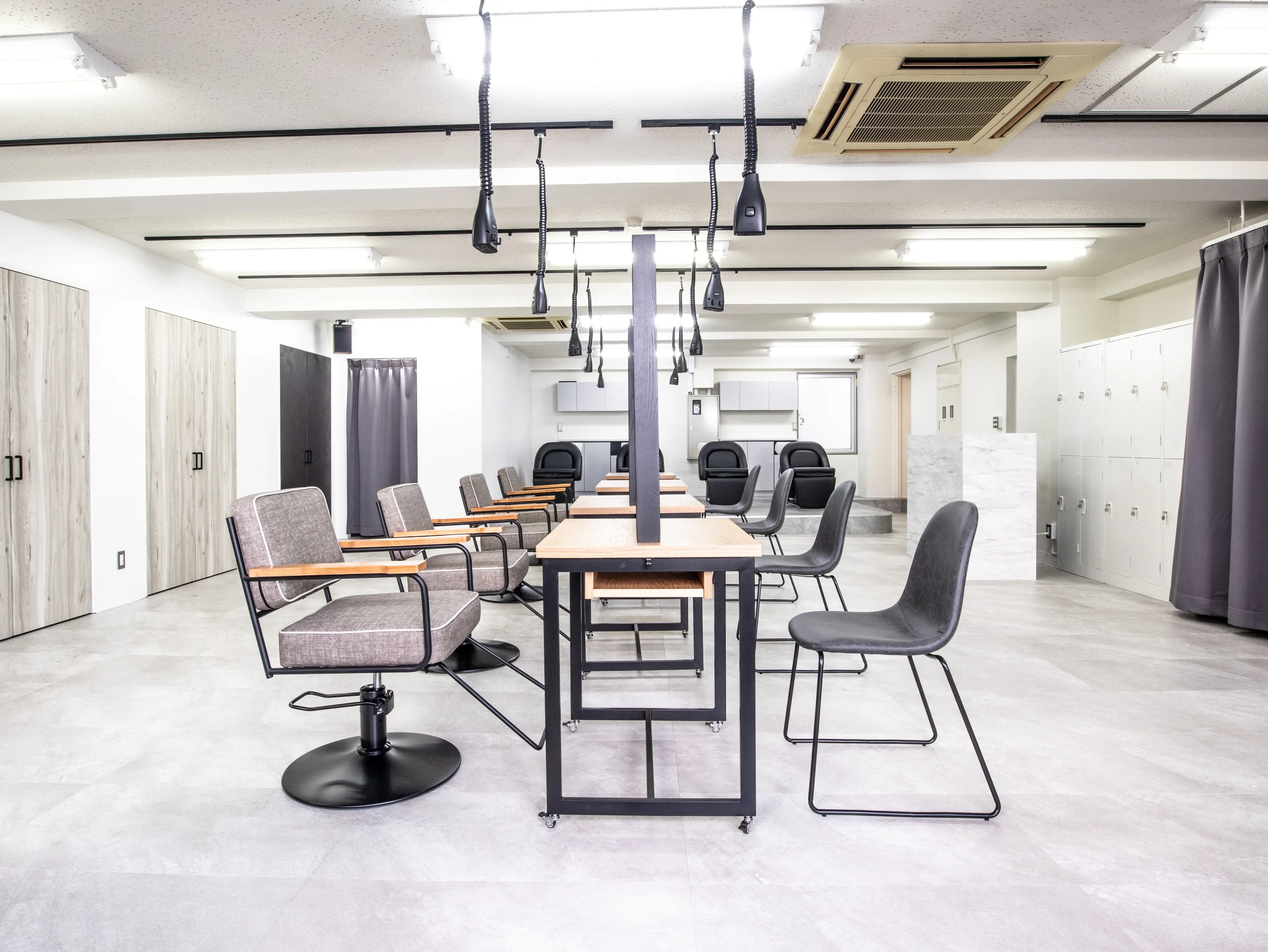 Academy salon Eの内観・外観2