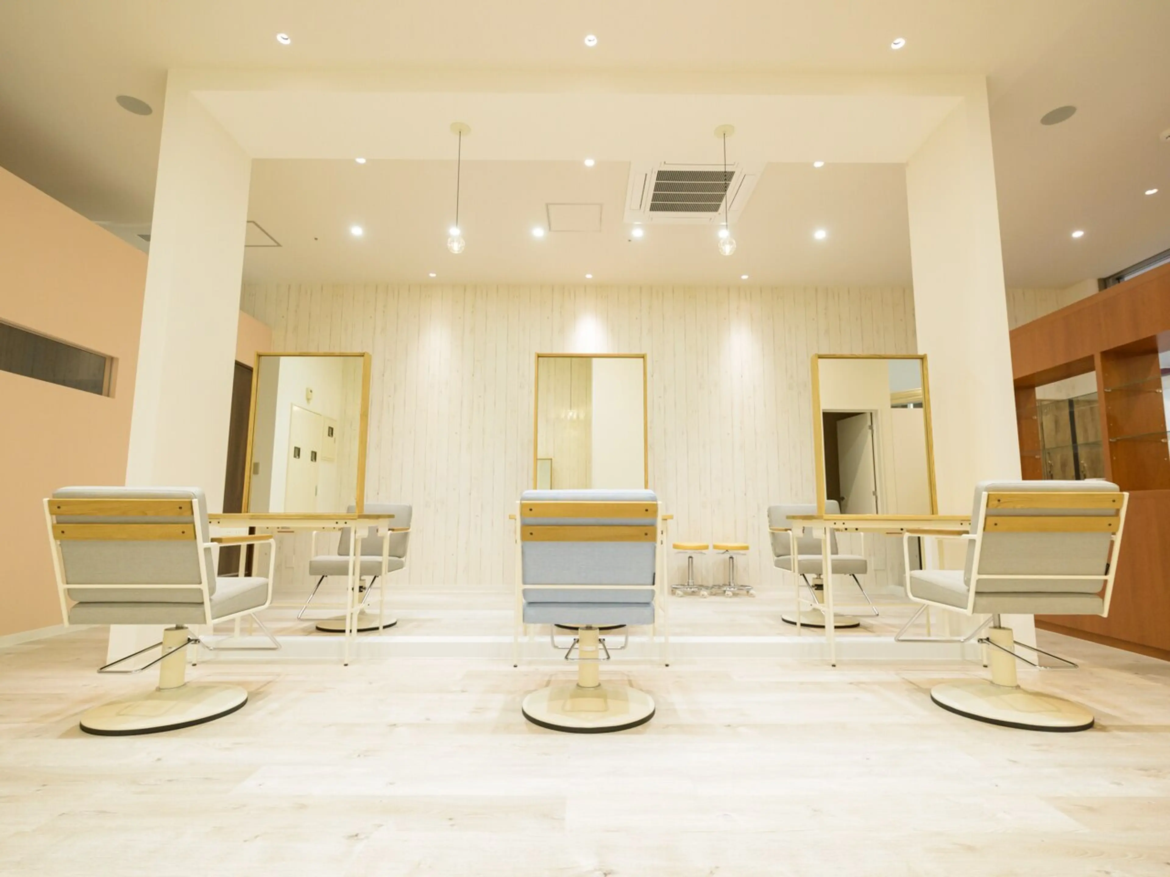 美容室Feliceの内観・外観1