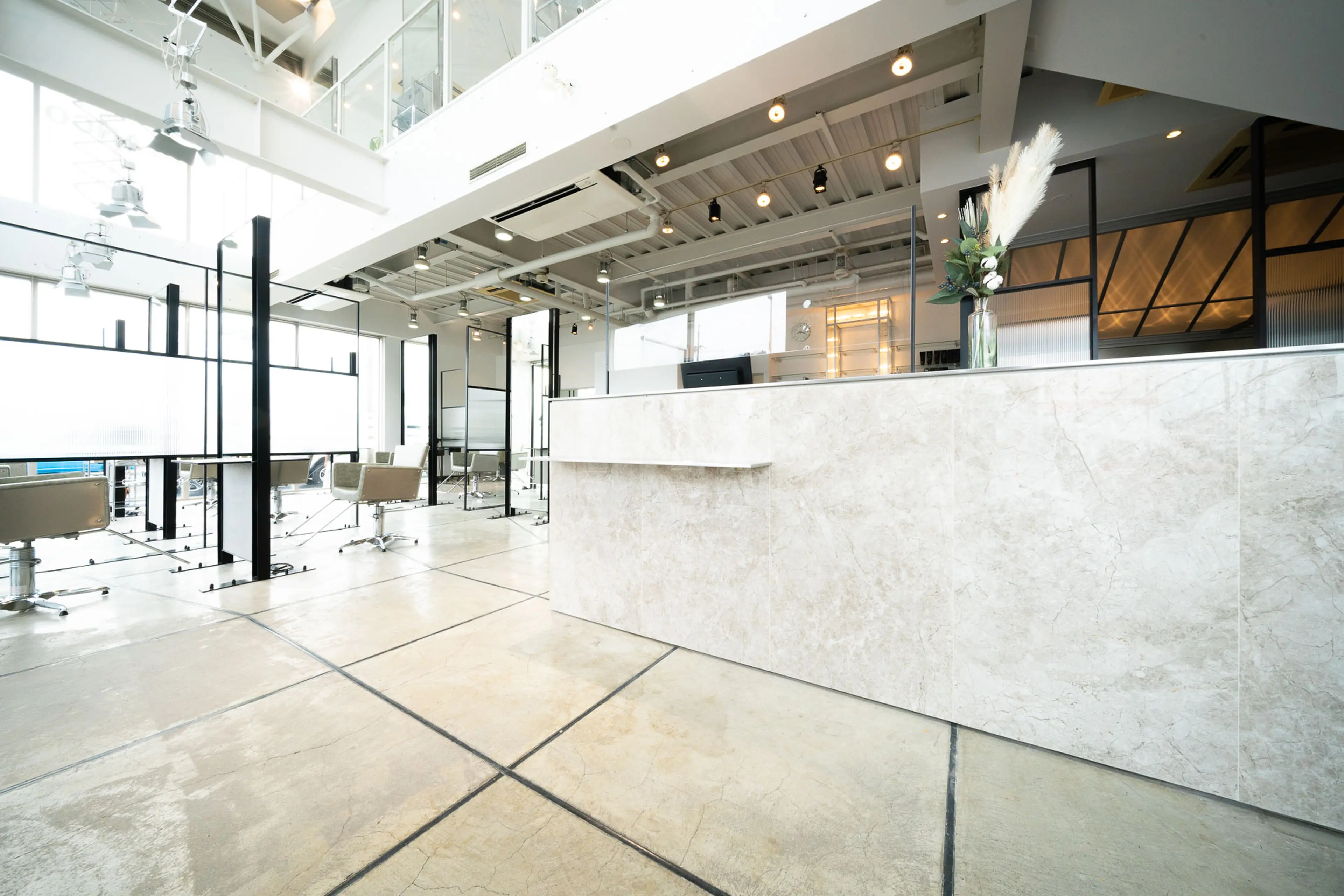 BLANCO tres 本巣の内観・外観2