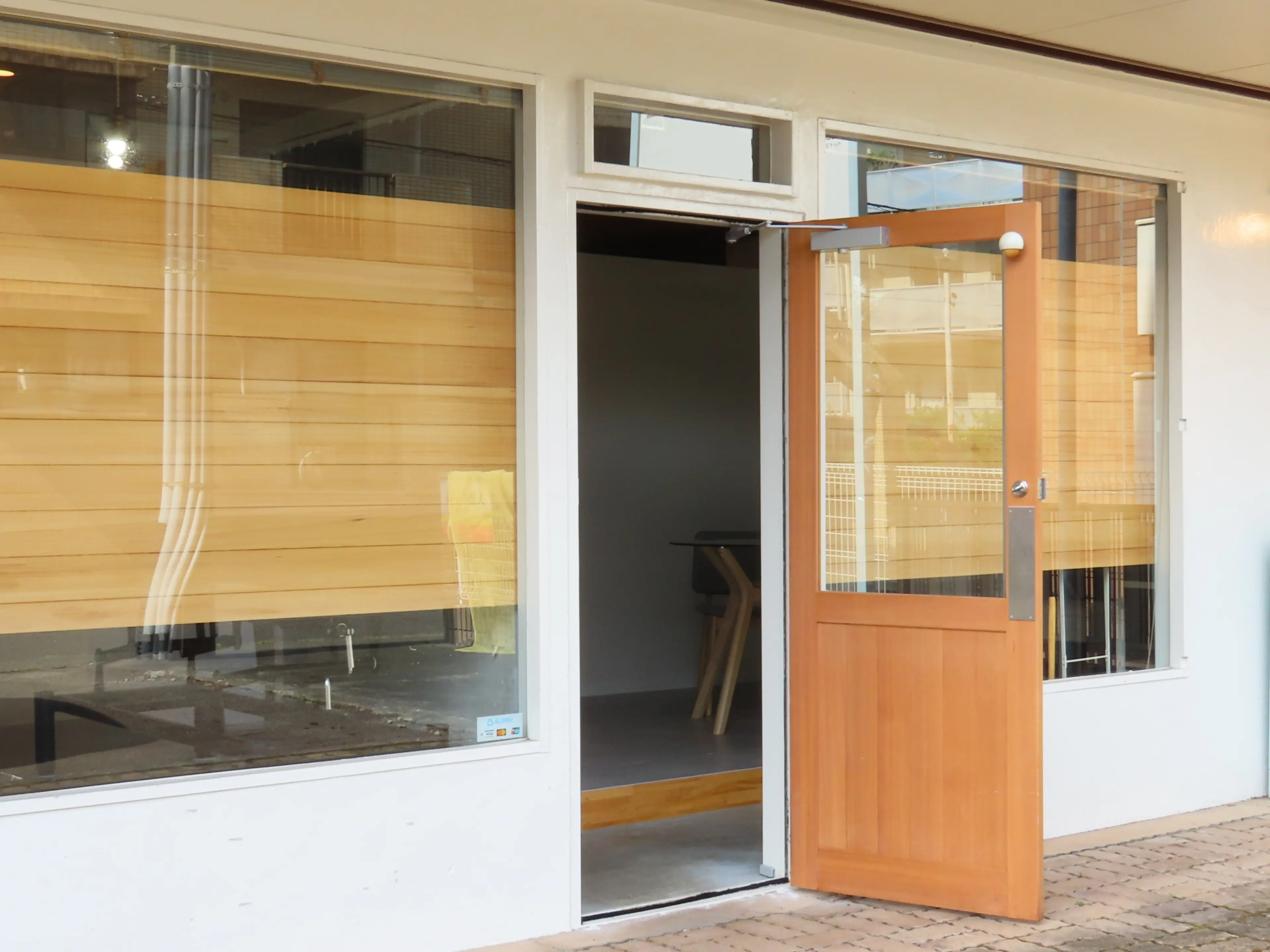 Rinne 草薙店の内観・外観2