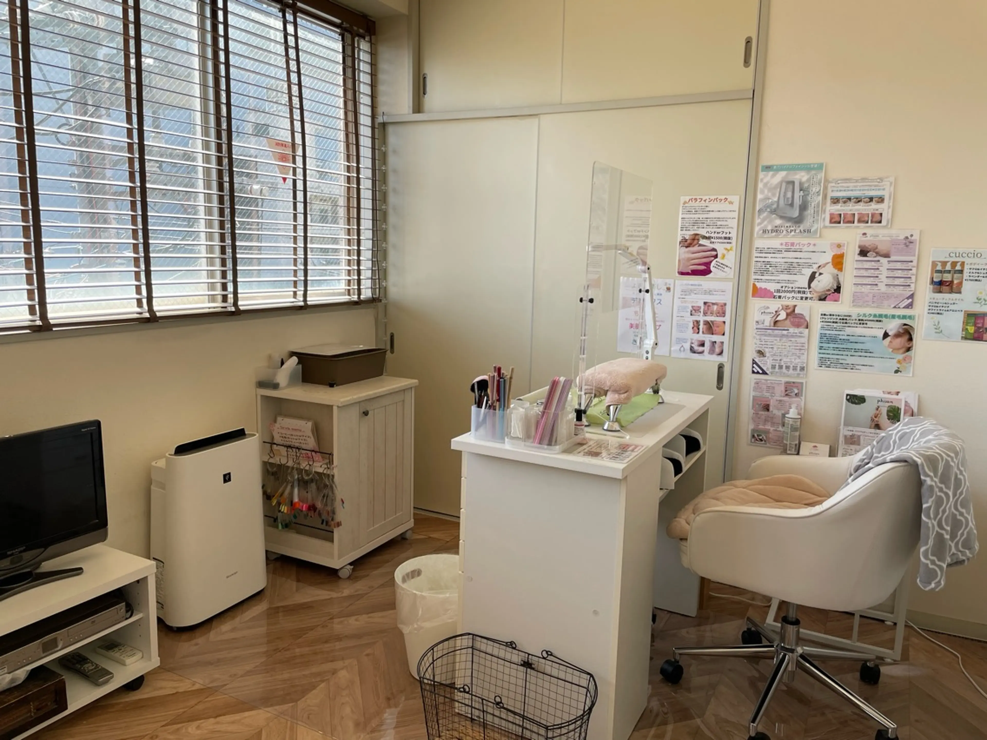 nail&estheticroom phuan(プアン)の内観・外観1