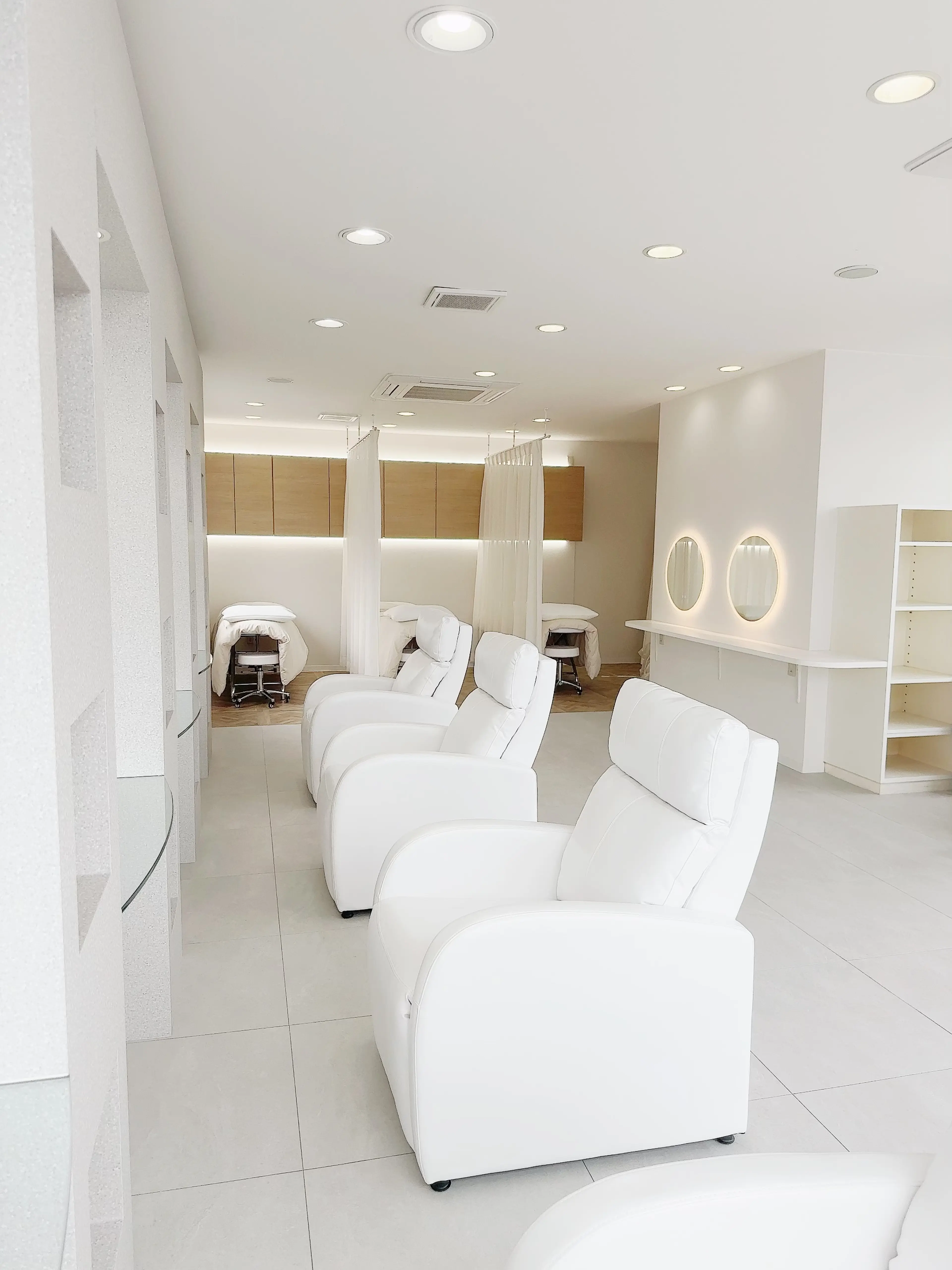 アイサロンラソ今治店の内観・外観2